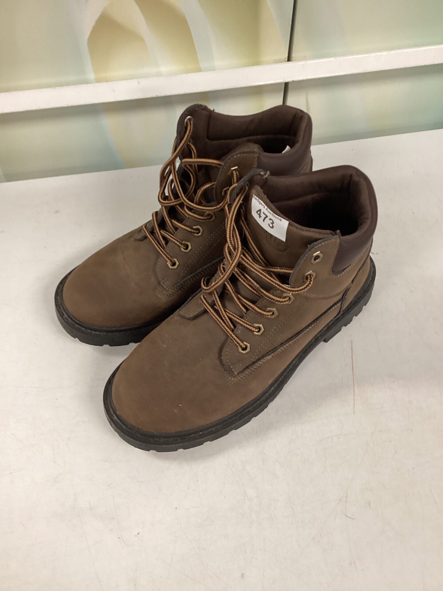 473 pair of size 9 UT boots – Badgers Auctions | On-site and online ...