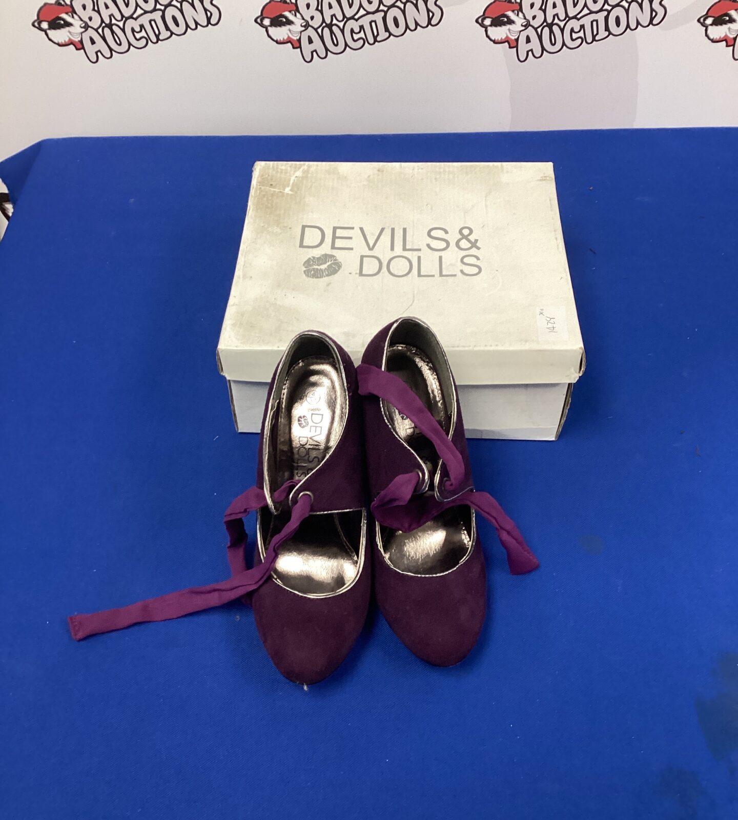 Pair of devils & dolls size 4 purple heels