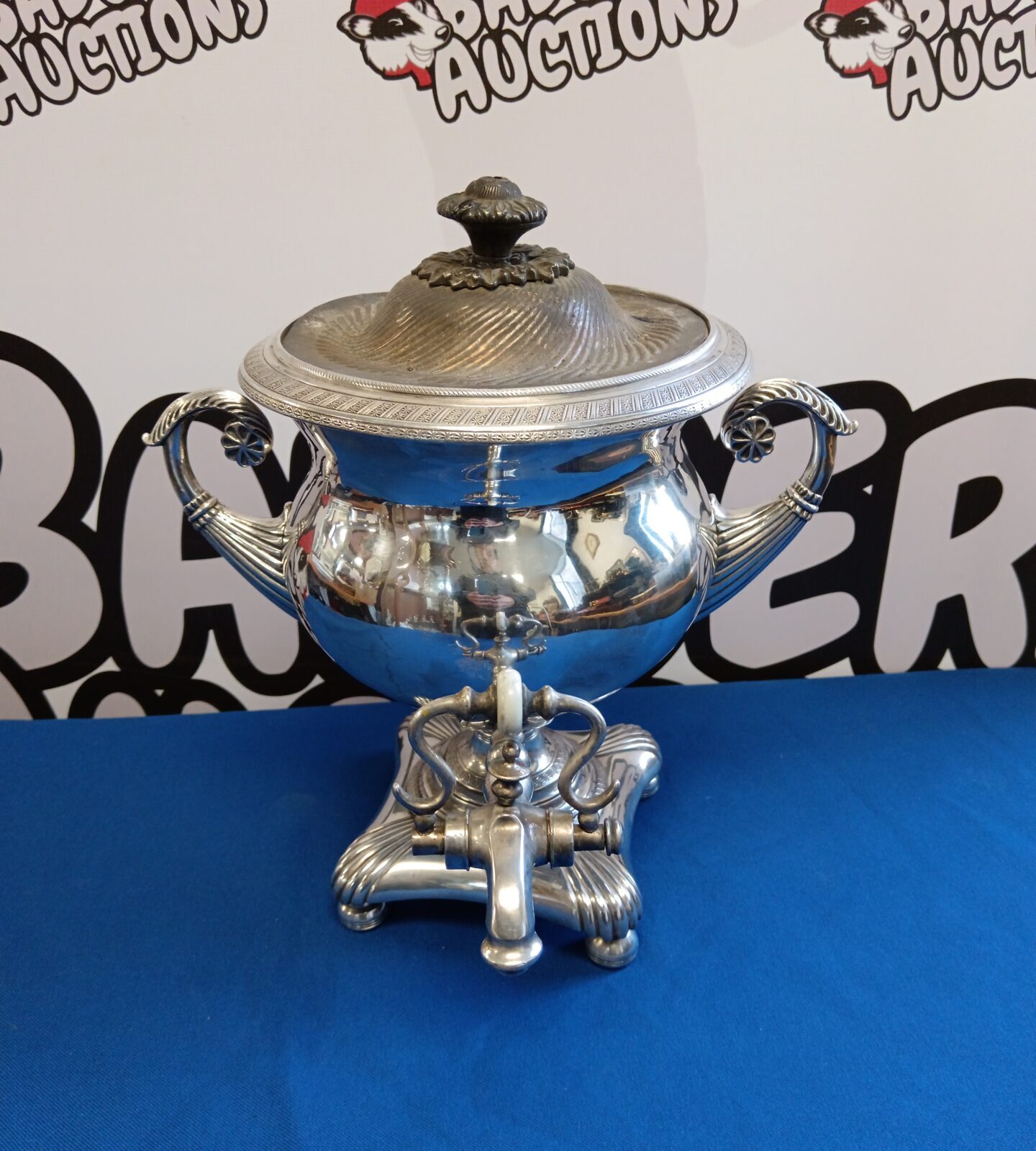 Georgian silver plate tea urn samovar