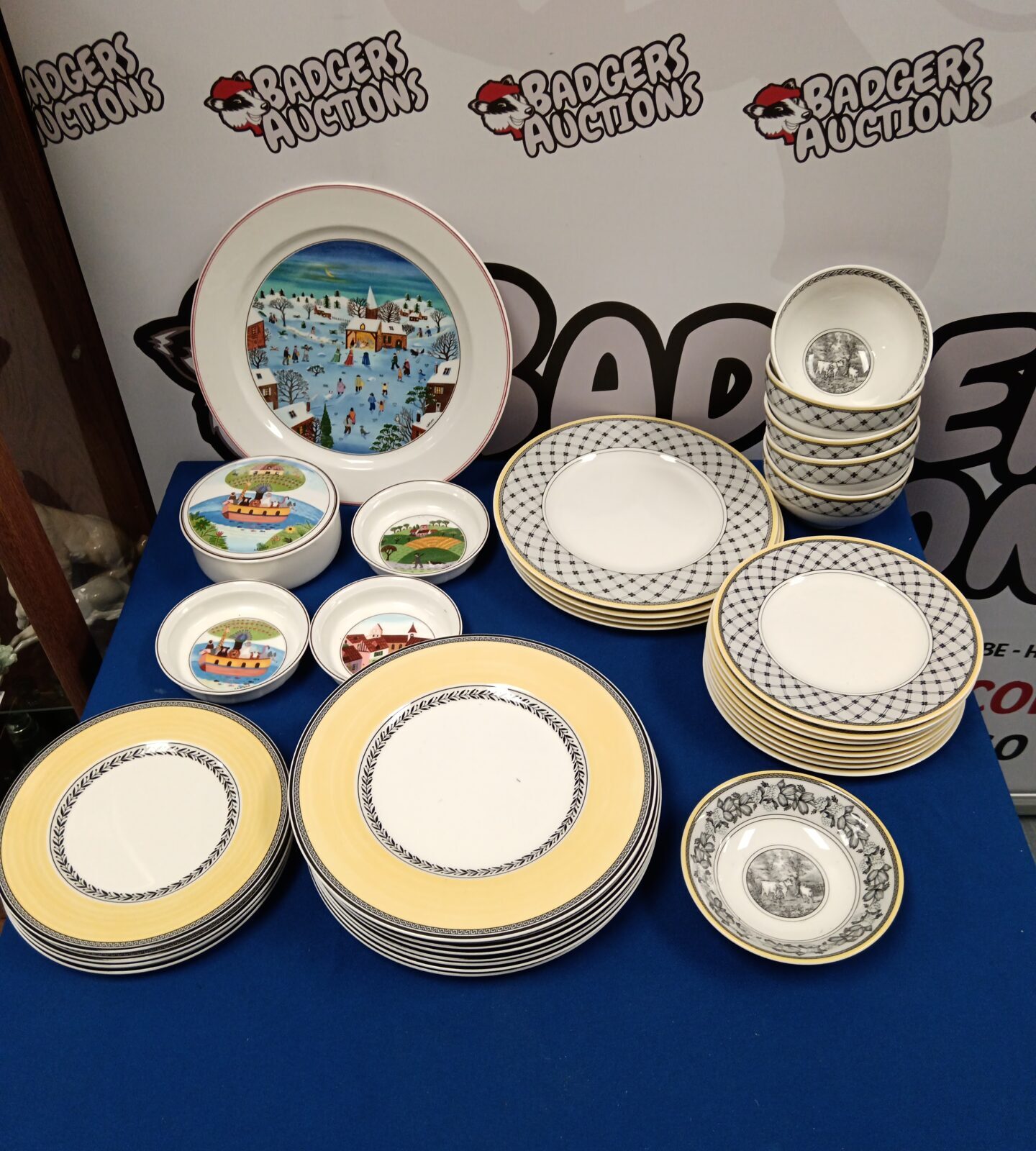 Large collection of villeroy & boch plates, bowls & dishes