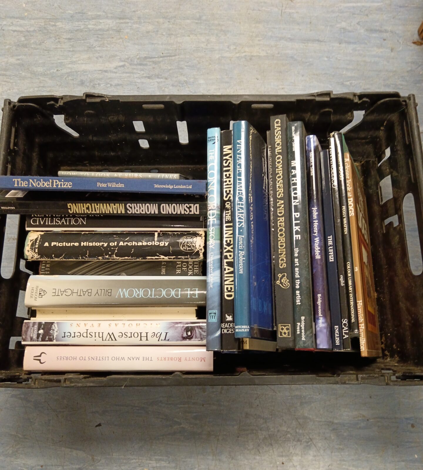 Tray of mixed hardback books including the concorde story