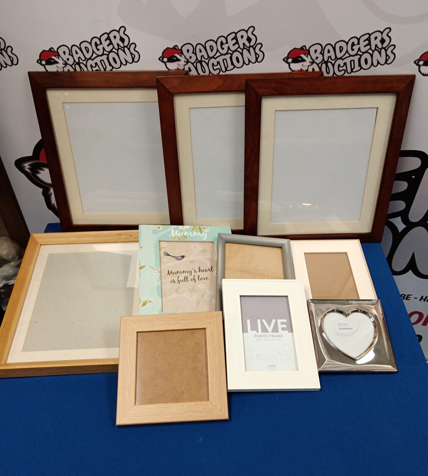 Box of picture & photo frames