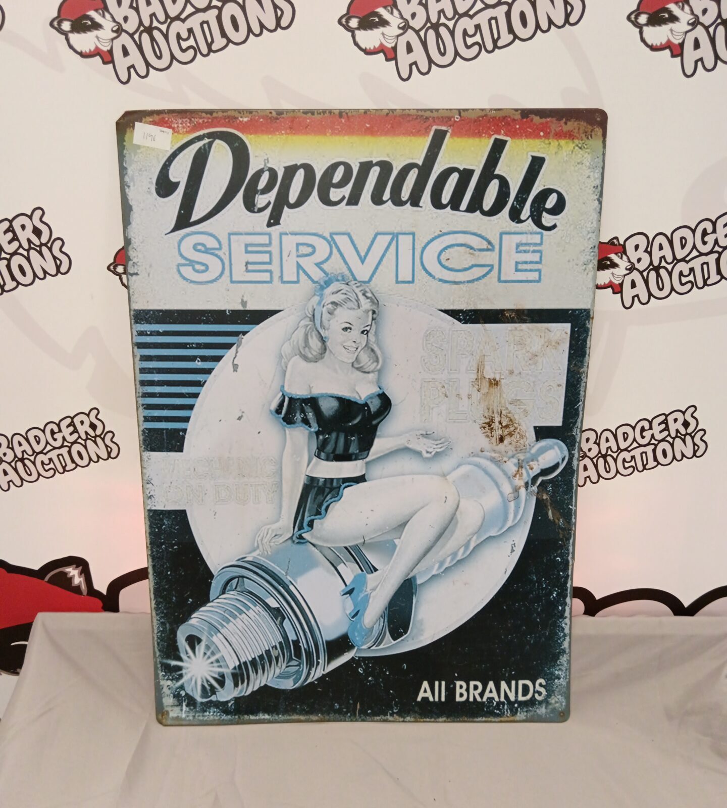 Dependable service spark plug tin sign