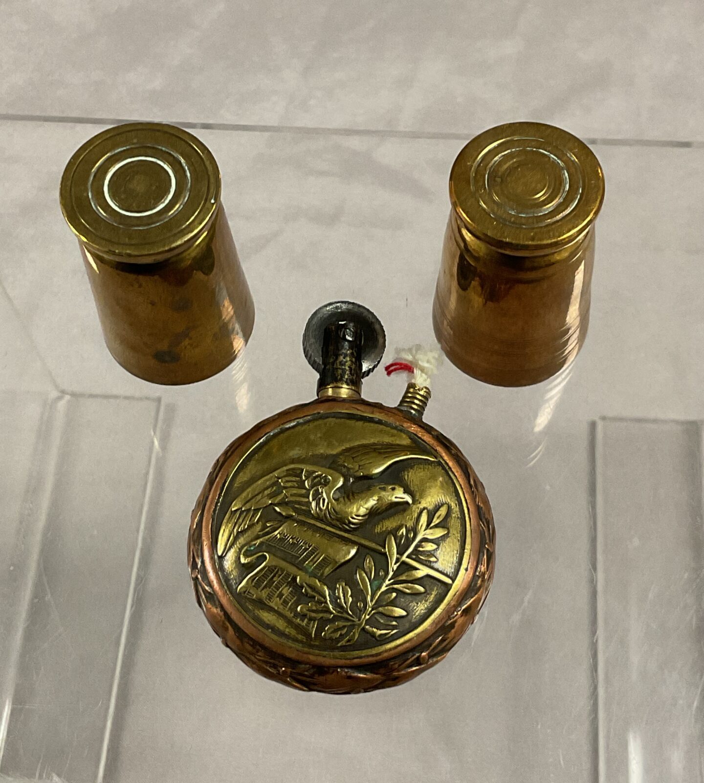 WW1 French copper and brass trench art lighter and two shot cup - Image 2