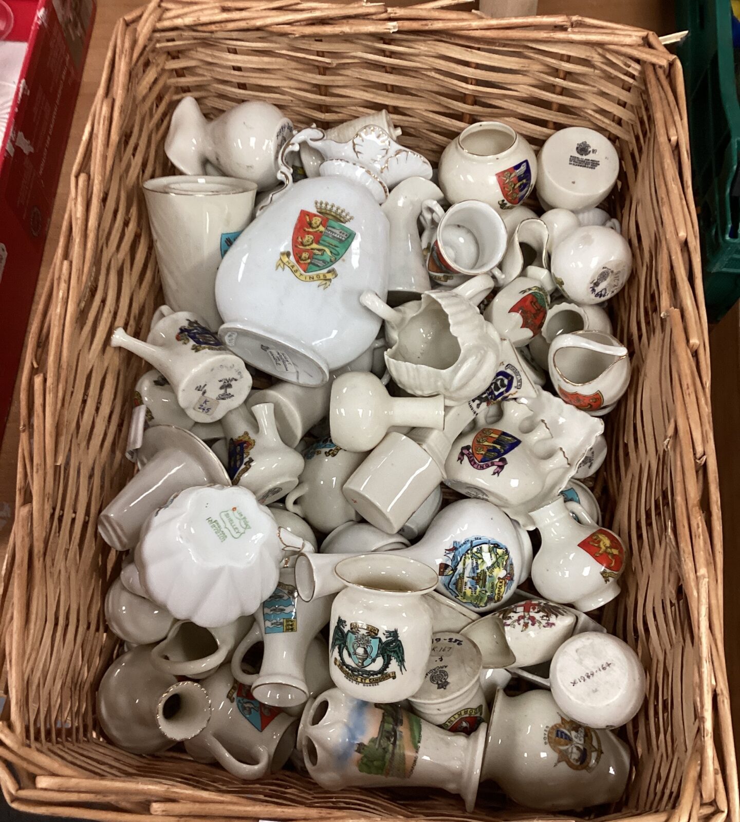 Large quantity of porcelain crested ware inc shelley and arcadian