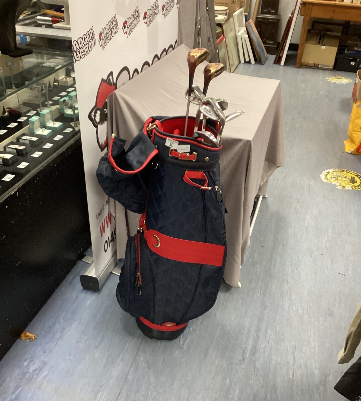 Ladies Srixon Golf Clubs with bag