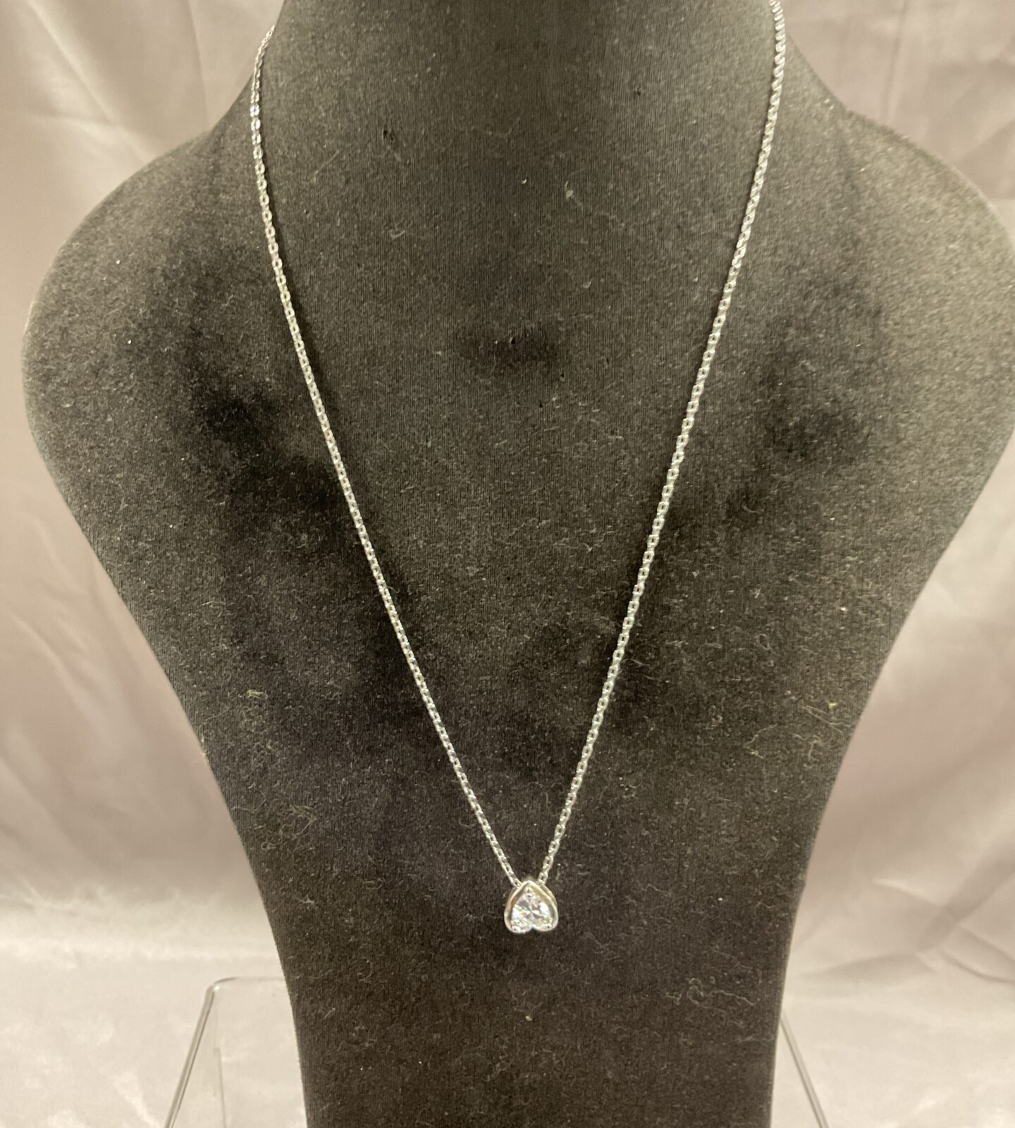 925 silver white stone pendant 16” necklace