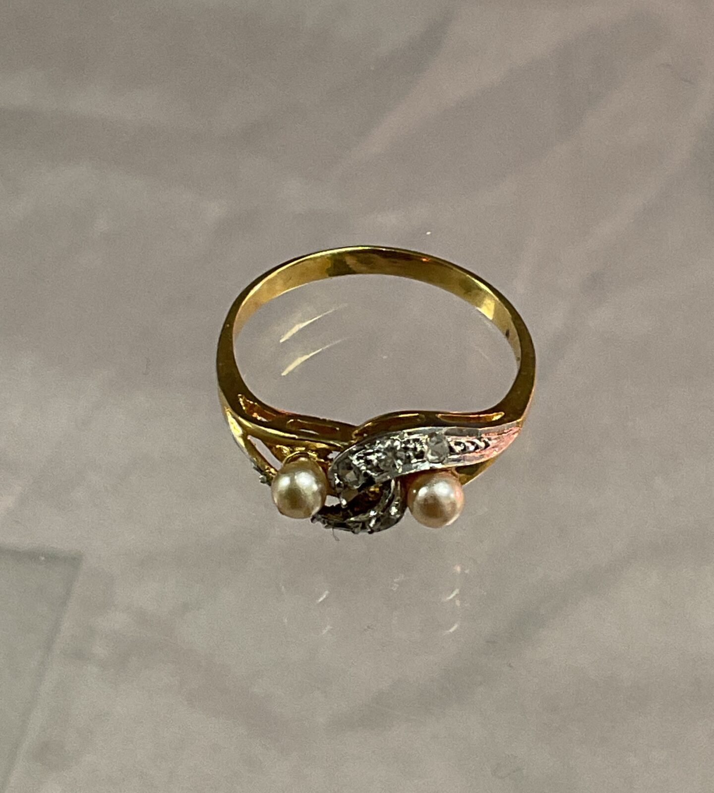 925 Silver gilt pearl ring size O