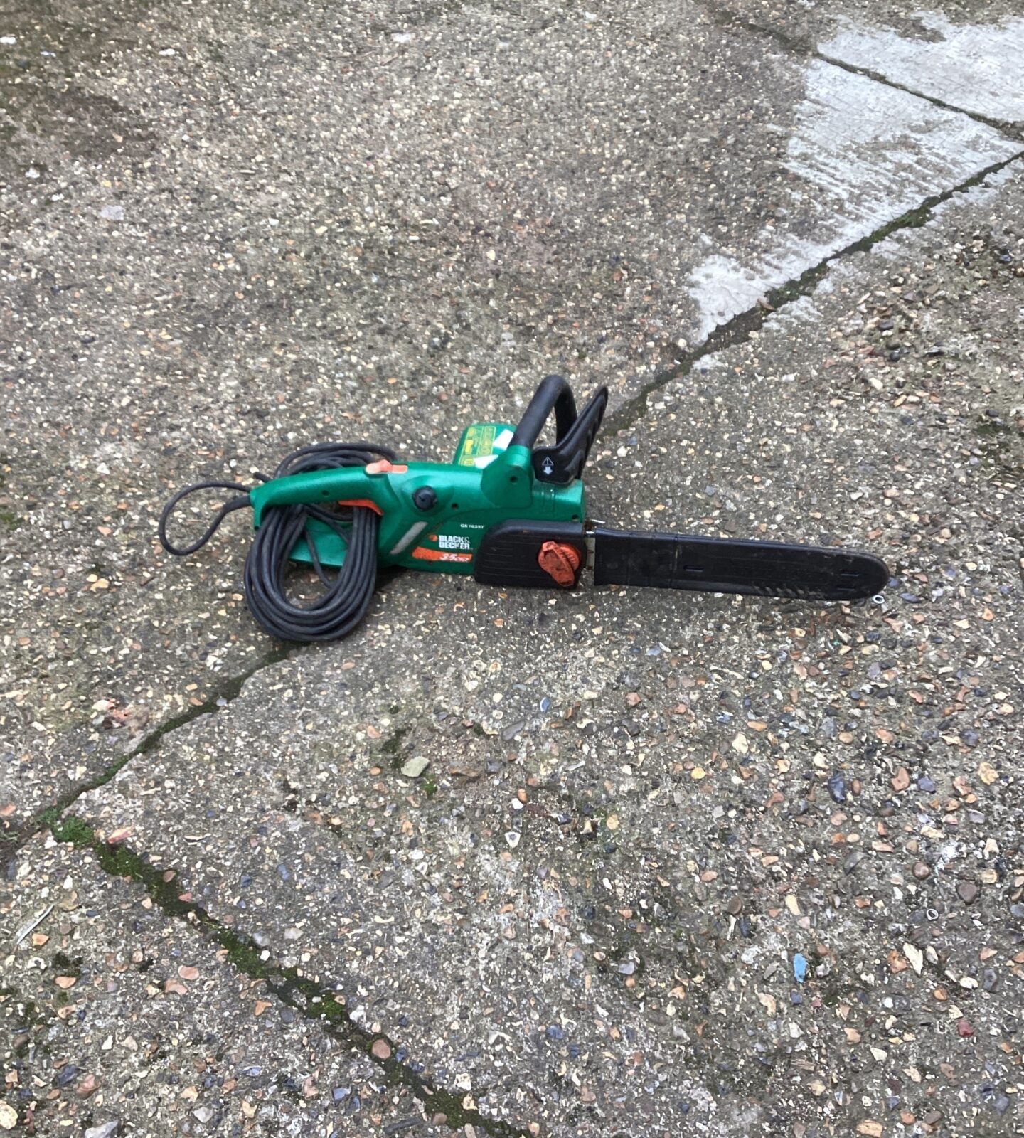 Black and Decker Electric Chainsaw