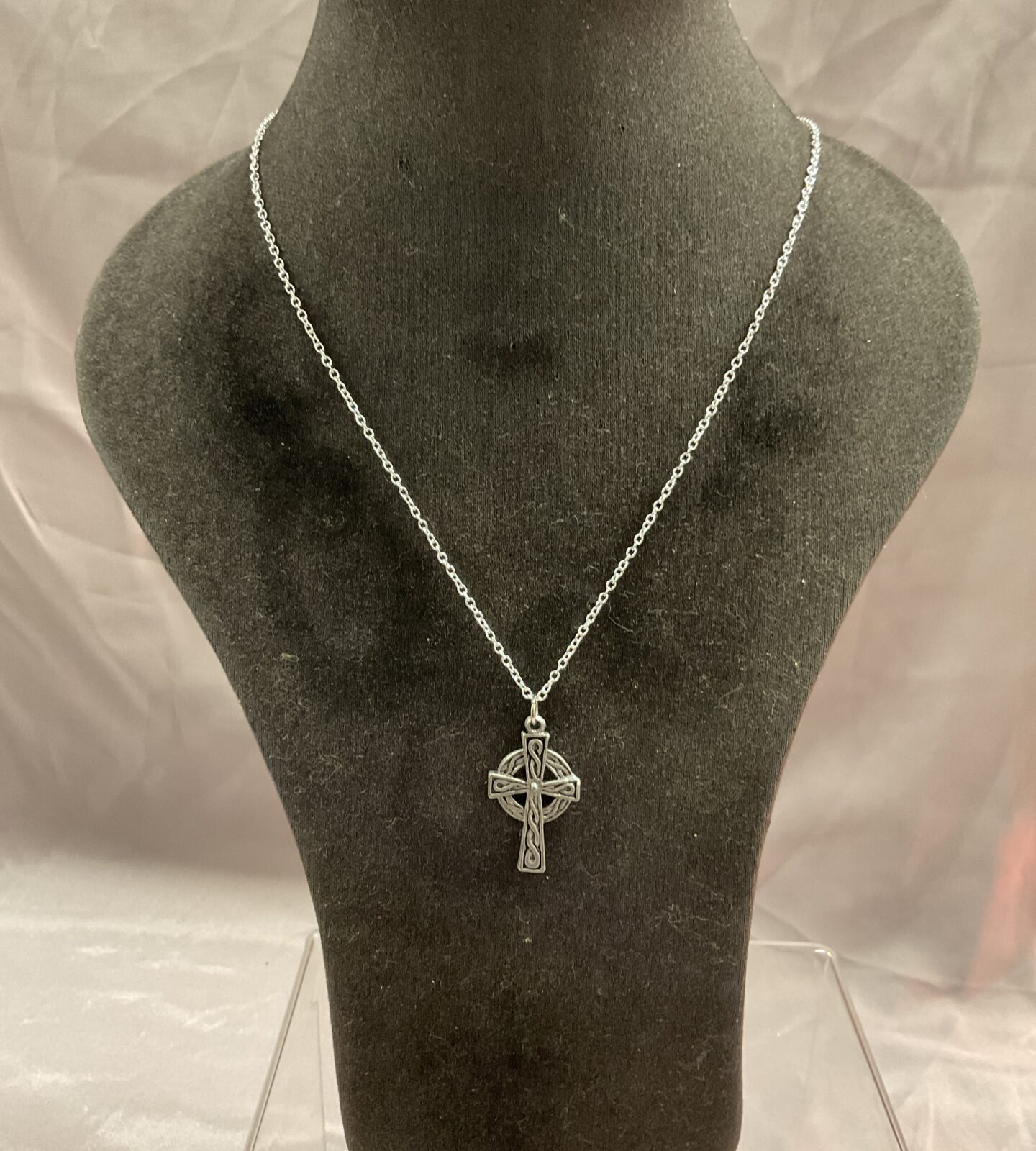 925 silver Celtic cross pendant 18” necklace