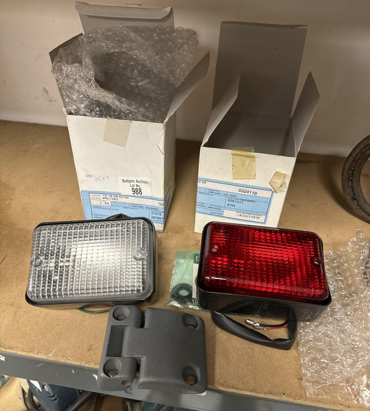 landrover defender reversing light and fog light and door hinge