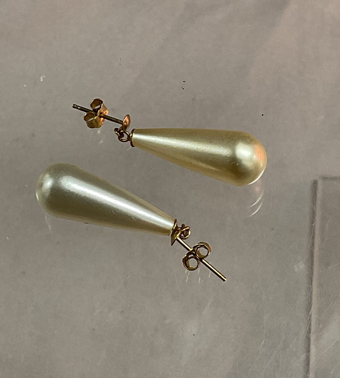 Pair of  9ct gold drop Earrings