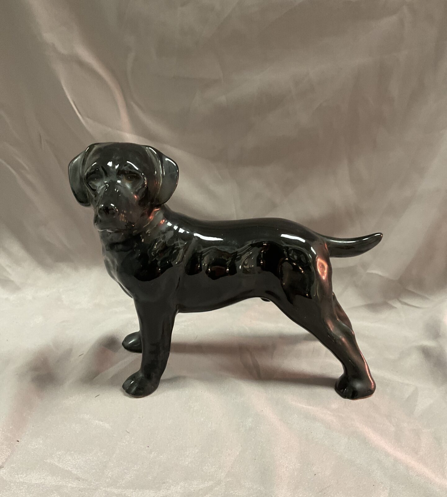 China dog black Labrador figure