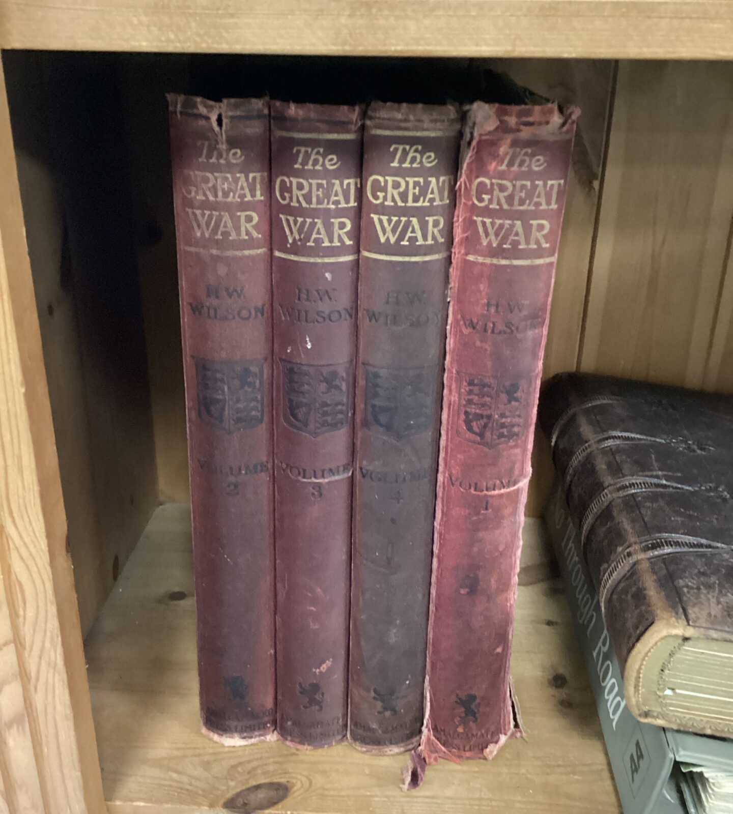 Four vintage volumes 1 to 4 of the great war