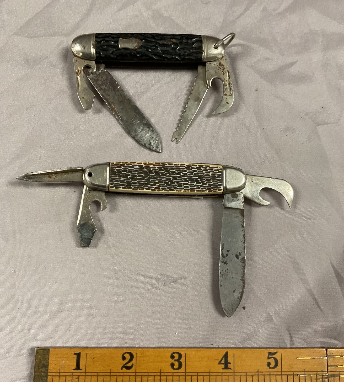 Two Vintage pocket knives