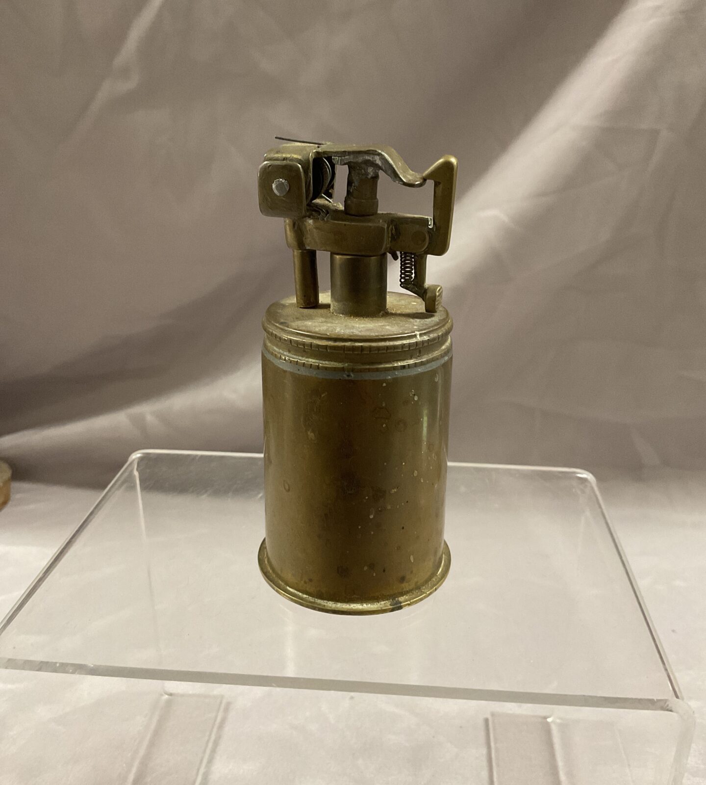 1942 trench art two pounder cannon shell petrol lighter