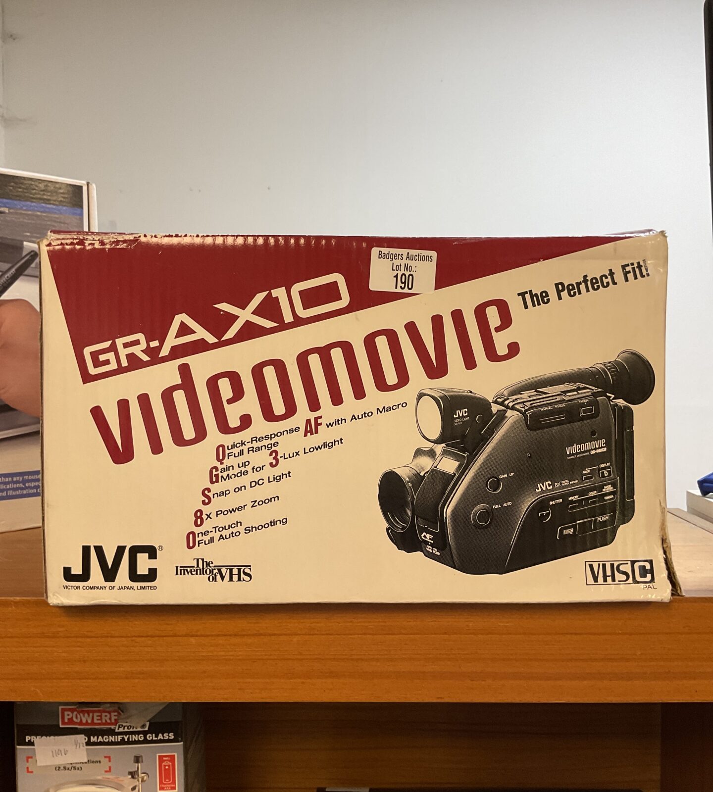 JVC GR-AX10 VHS Video movie camcorder