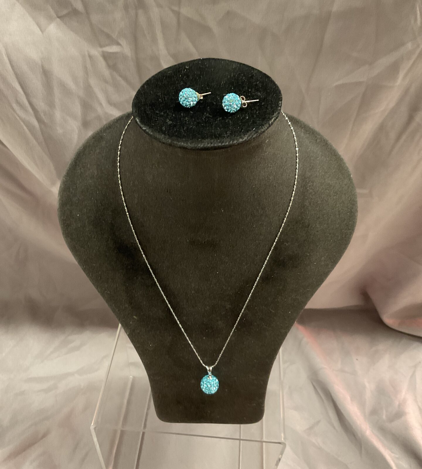 silver blue ball 18” necklace and matching earring's