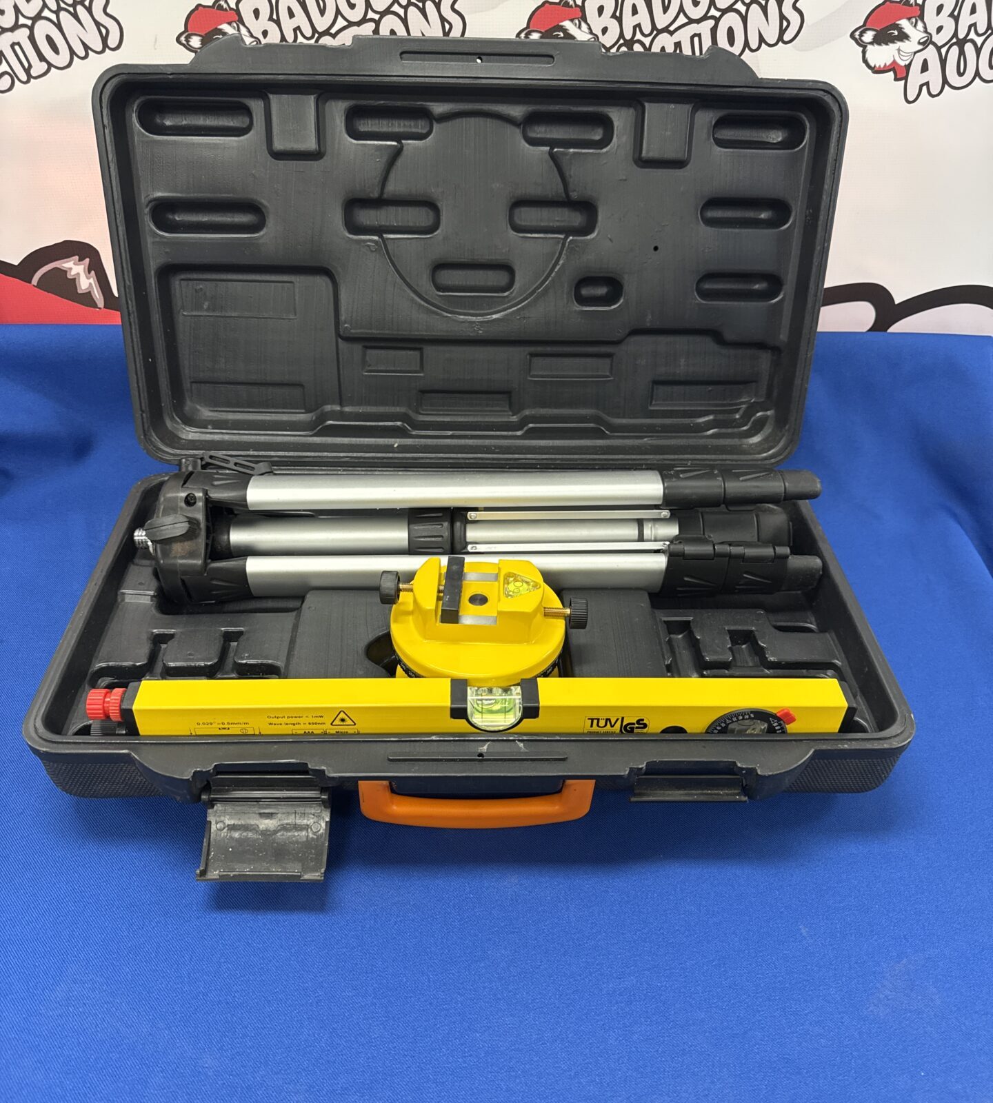 Laser level kit - working