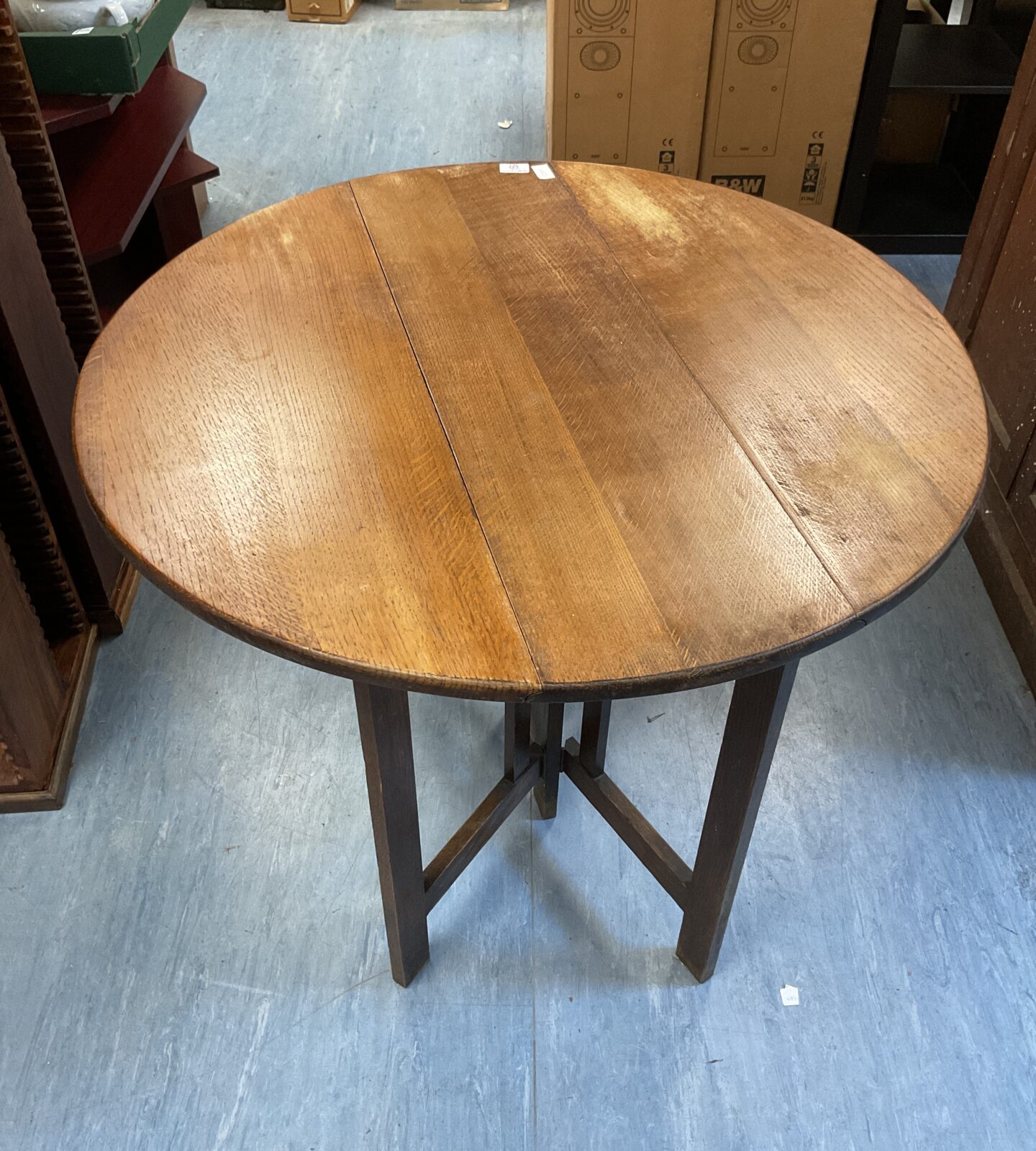 Round Mahogany gate leg table