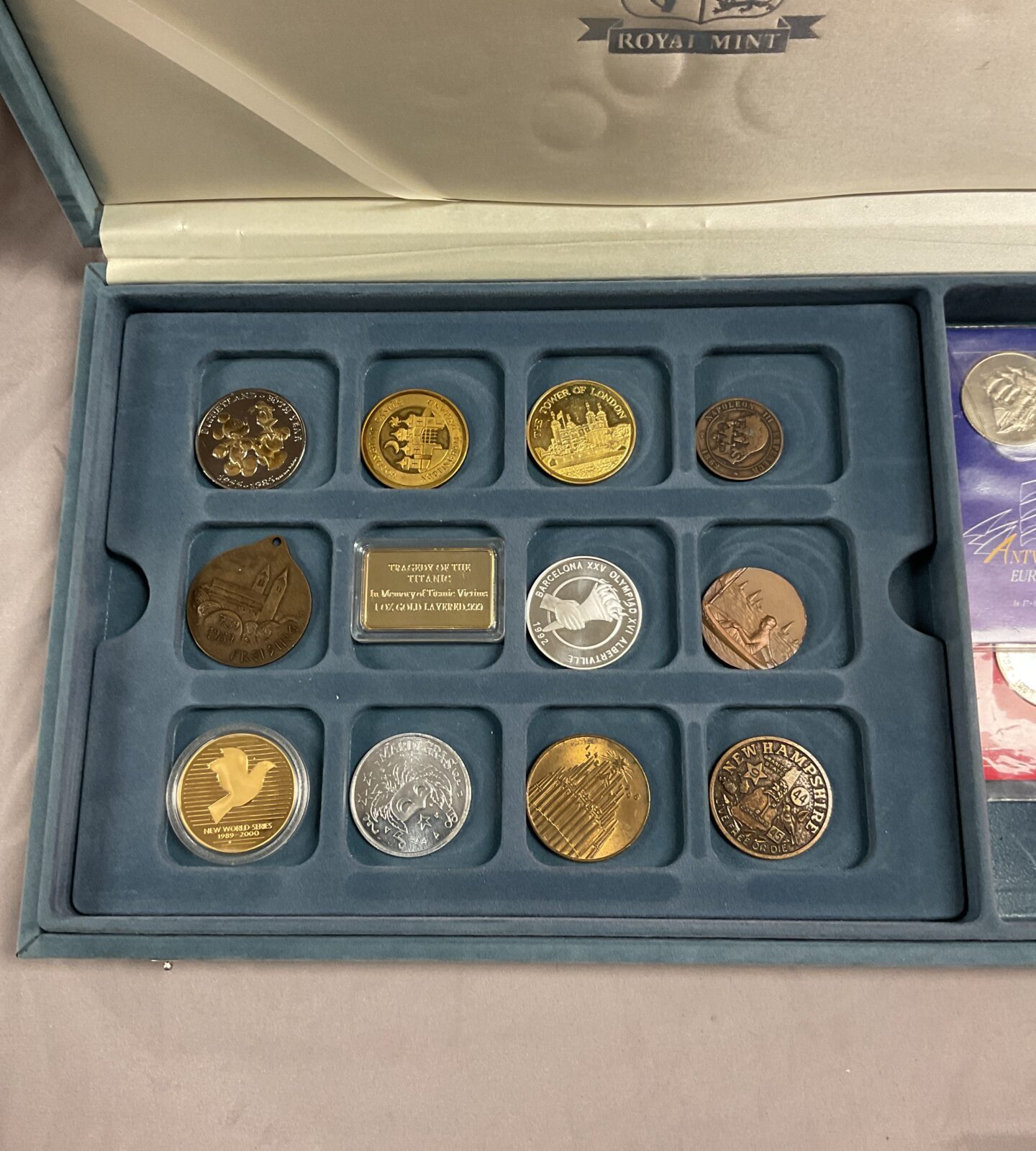 collection of 39 coins and medals in presentation case - Image 2