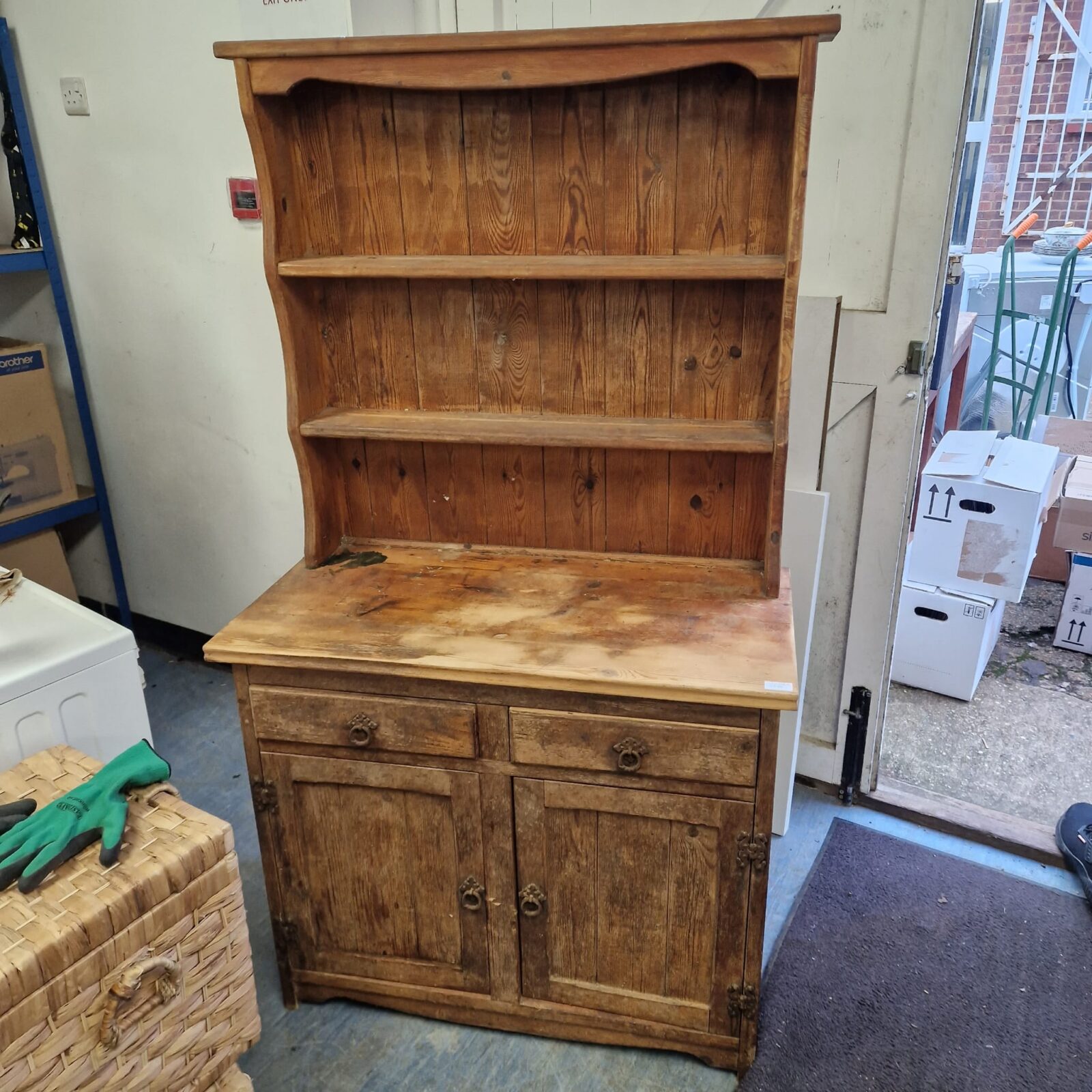 half side welsh dresser