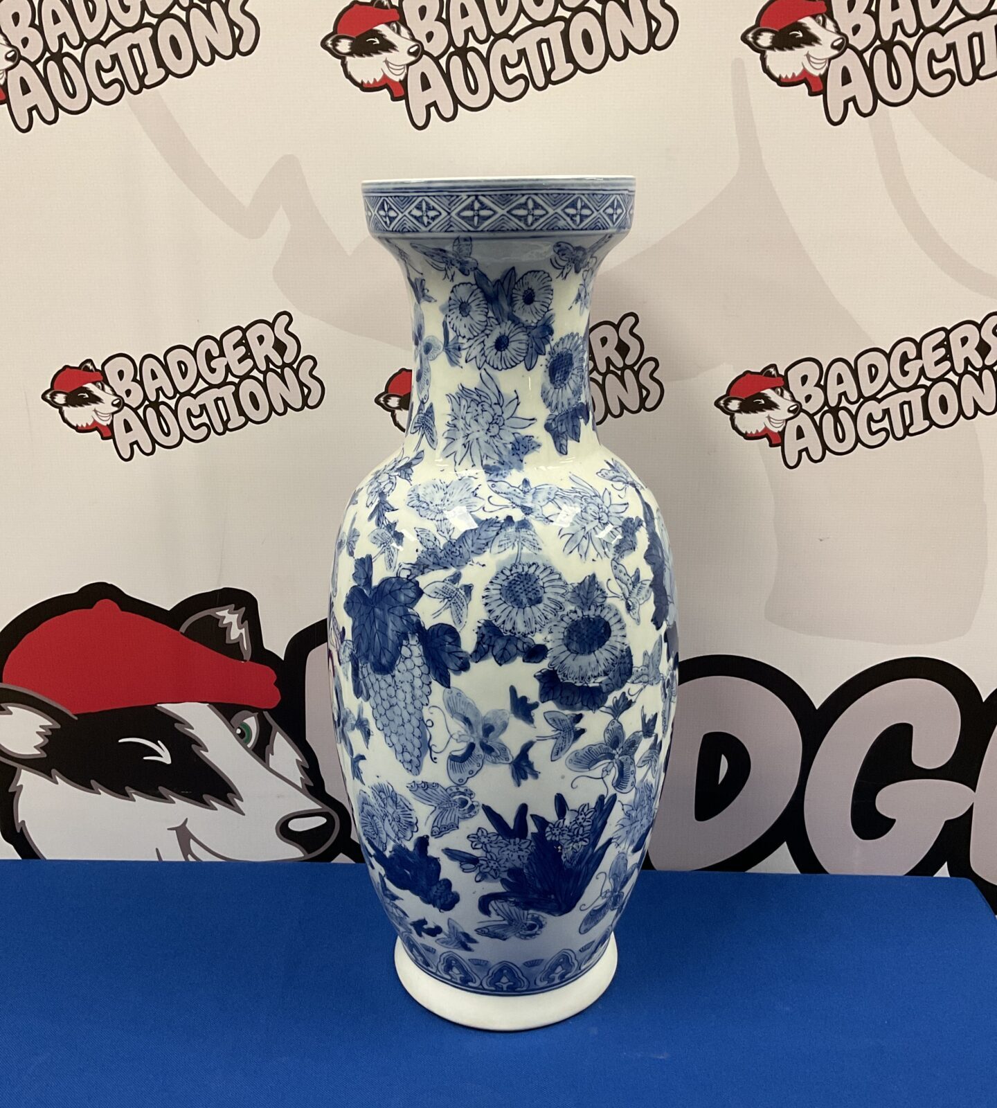 Large 20” blue & white butterfly pattern chinese vase