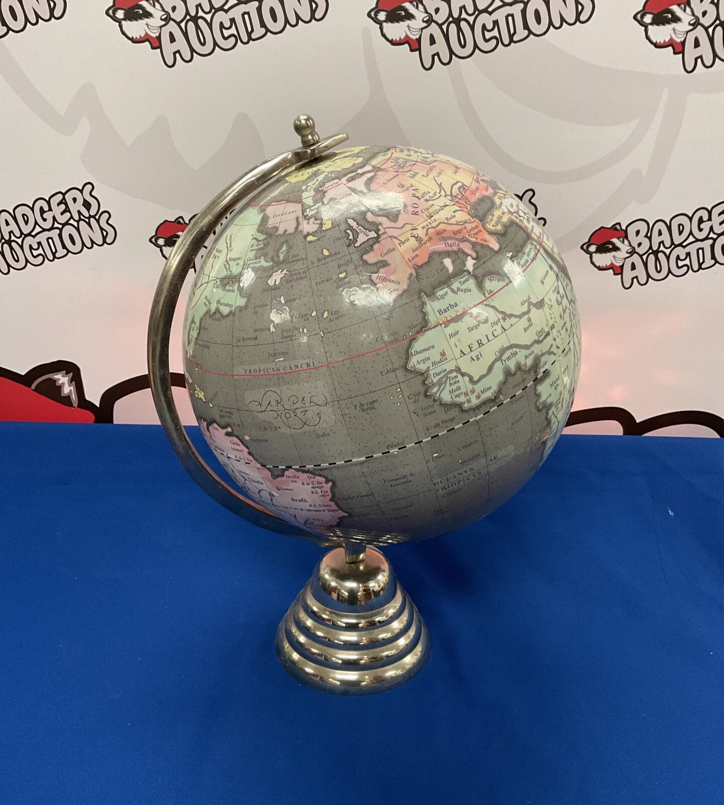 Desktop globe on aluminium base