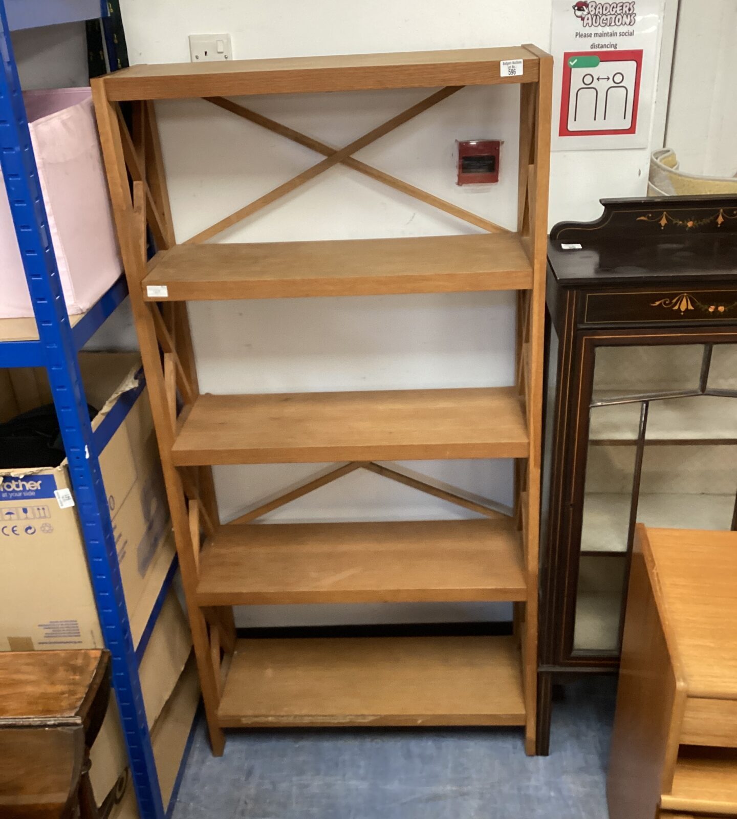 lattice shelving unit