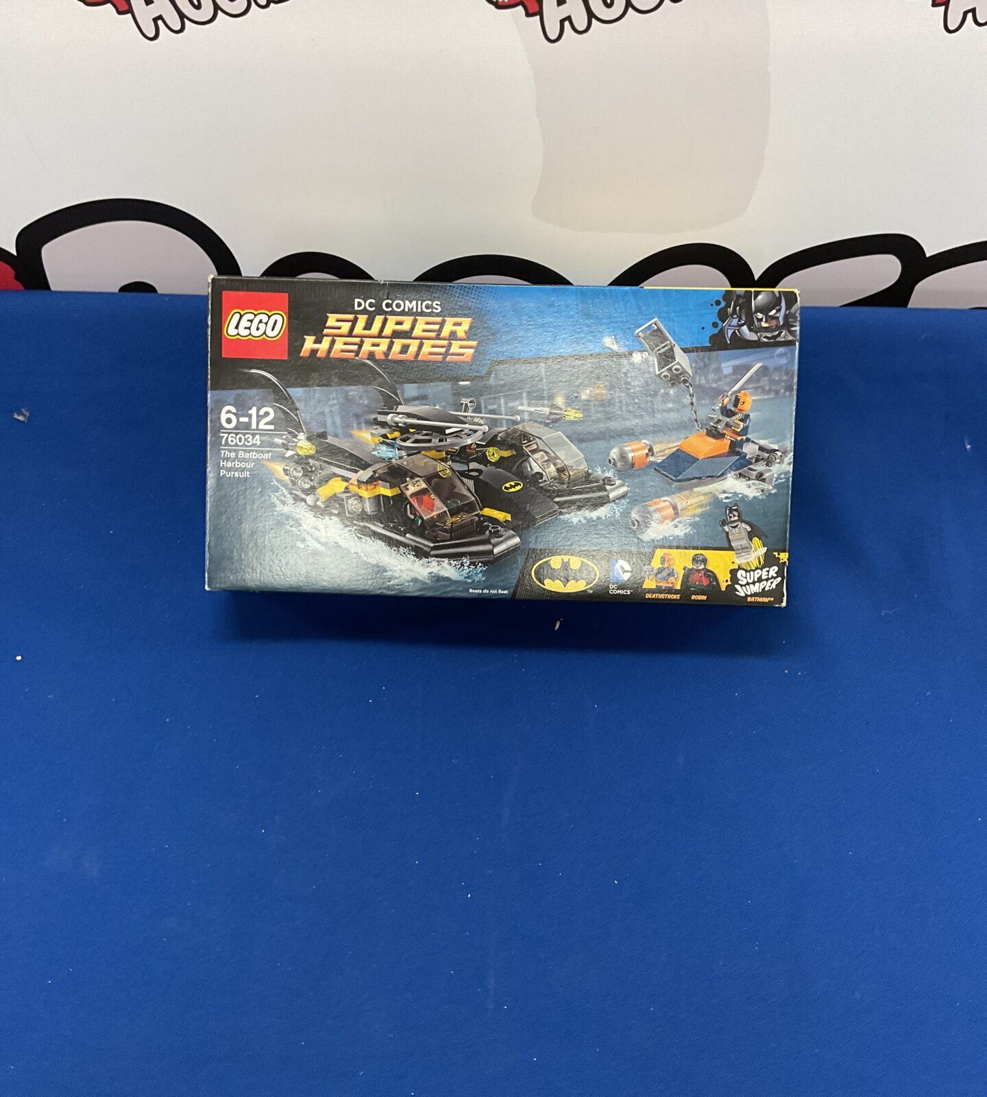 Lego dc comics super heros set 76034 The batboat harbour pursuit opened but complete