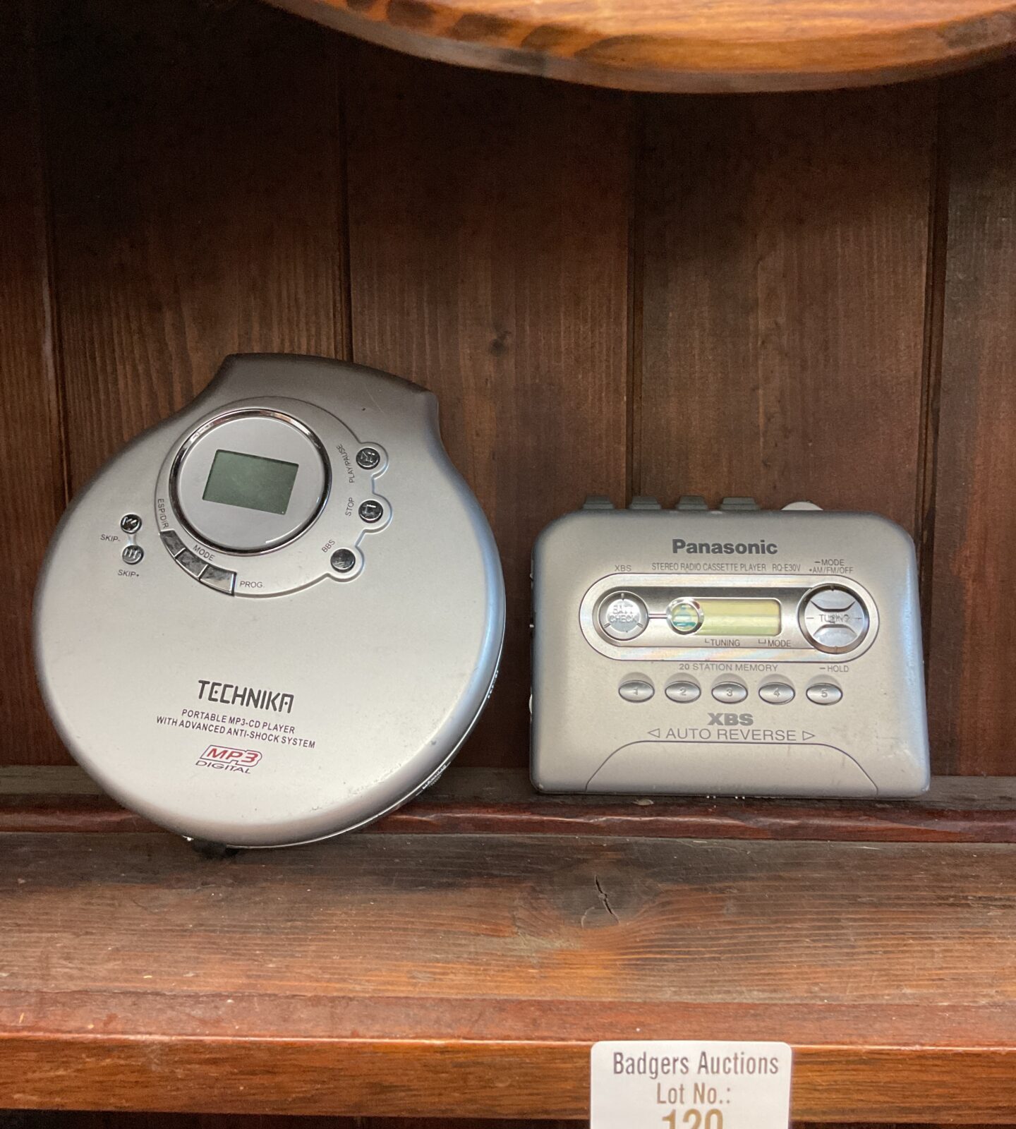 Panasonic rq-e30v cassette walkman & technika personal cd plater