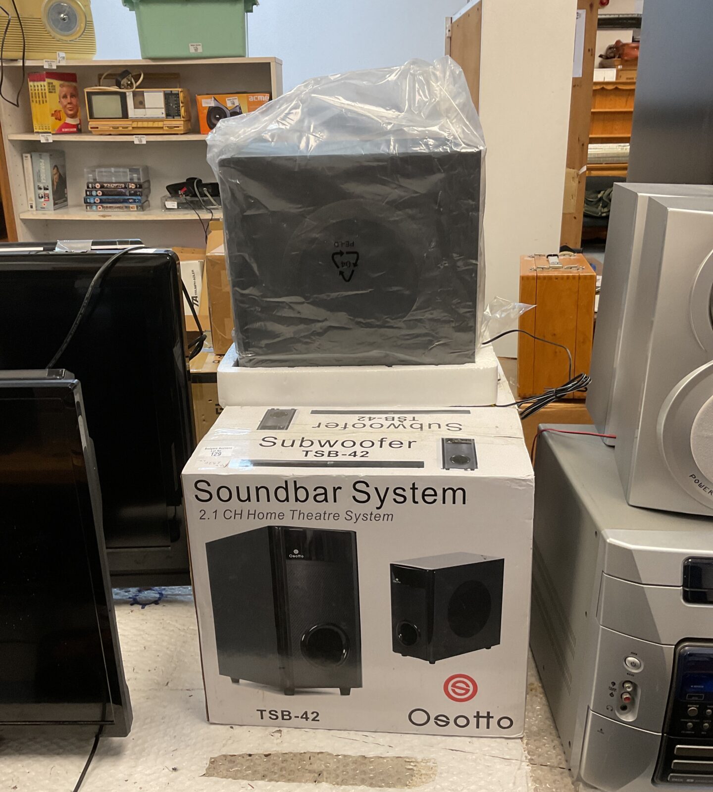 Two osotto tsb-42 sound system subwoofers