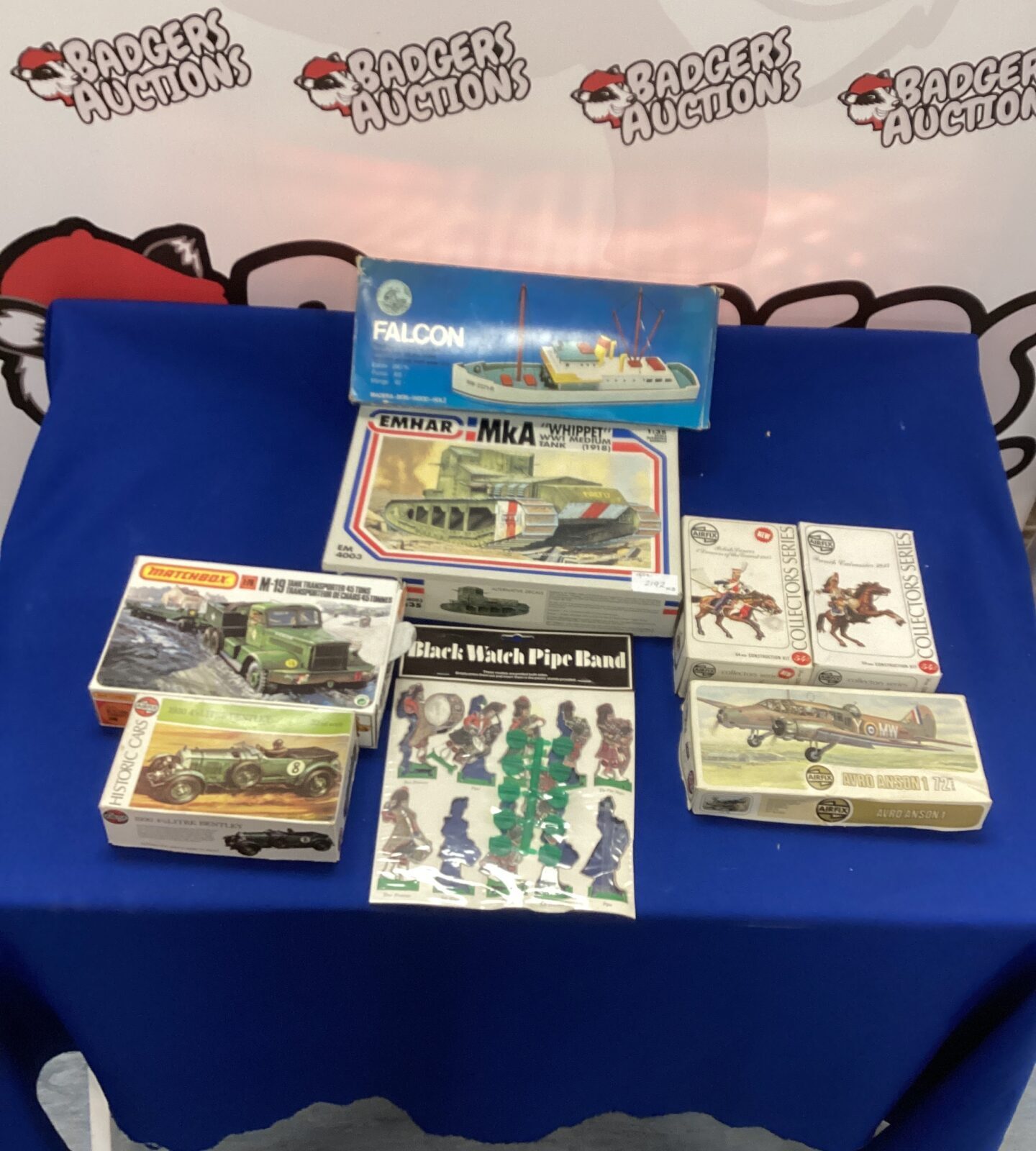 Selection of model kits inc Airfix