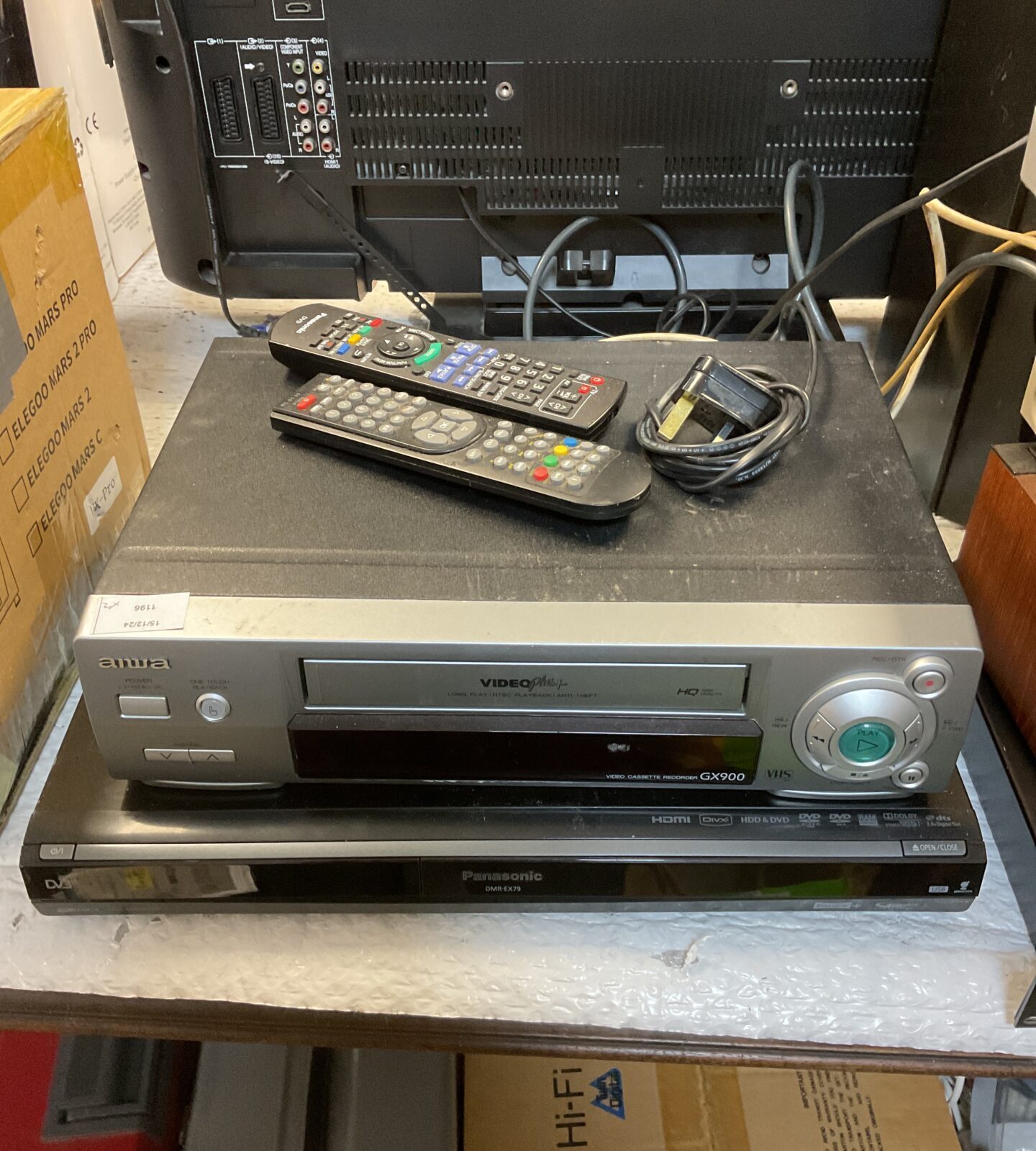 Aiwa gx900 vhs recorder & Panasonic dmr ex79 dvd player with remotes