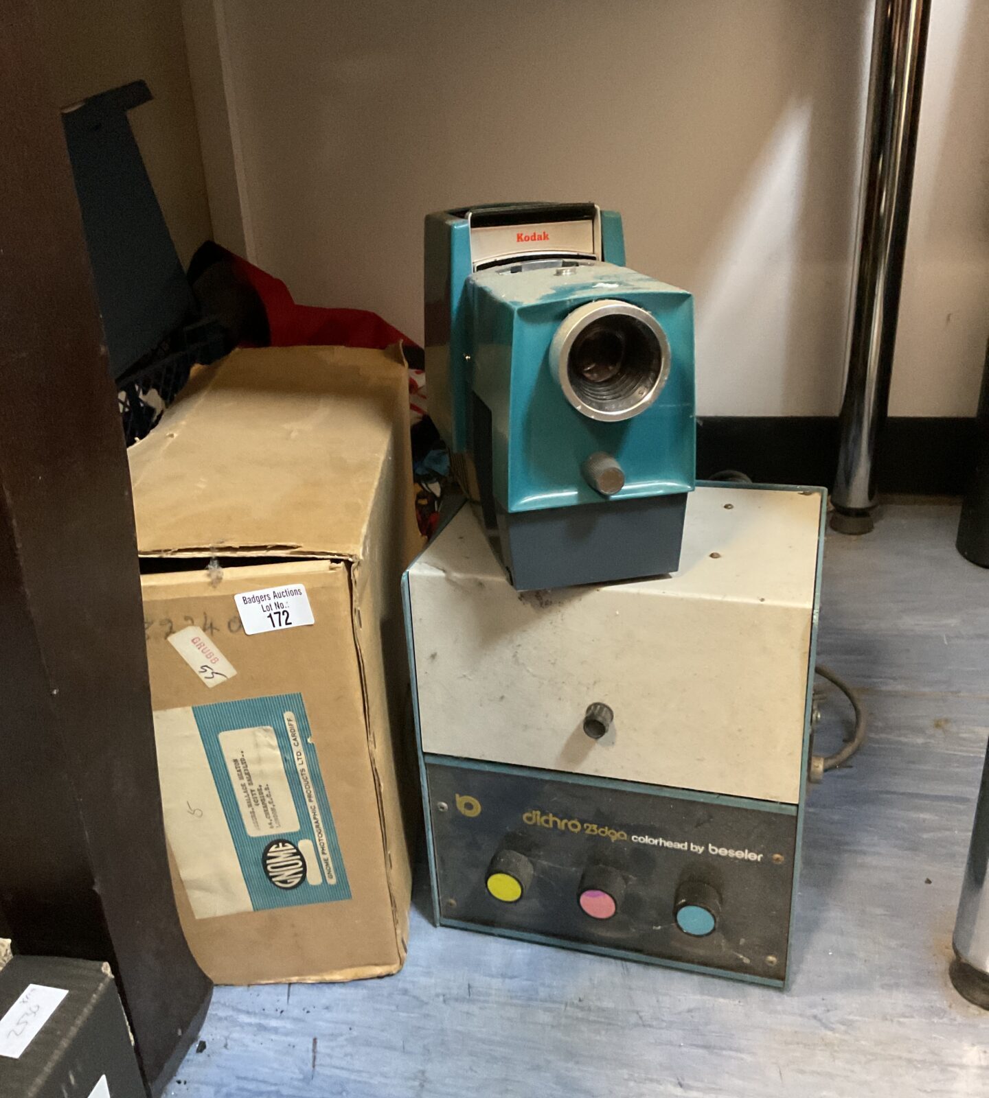 Vintage kodak slide projector & dichro colorhead by beseler