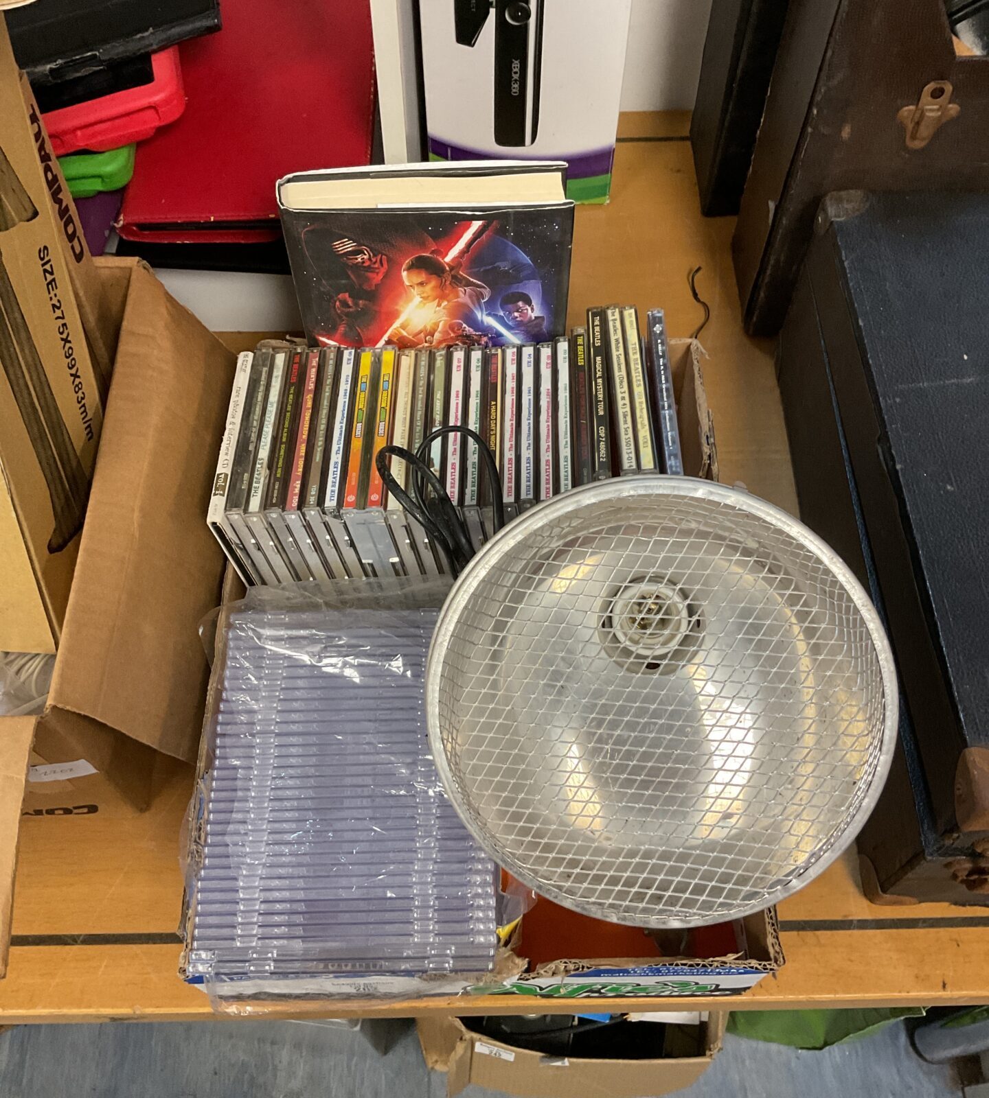 Tray of music cds with cases, star wars book & spot lamp