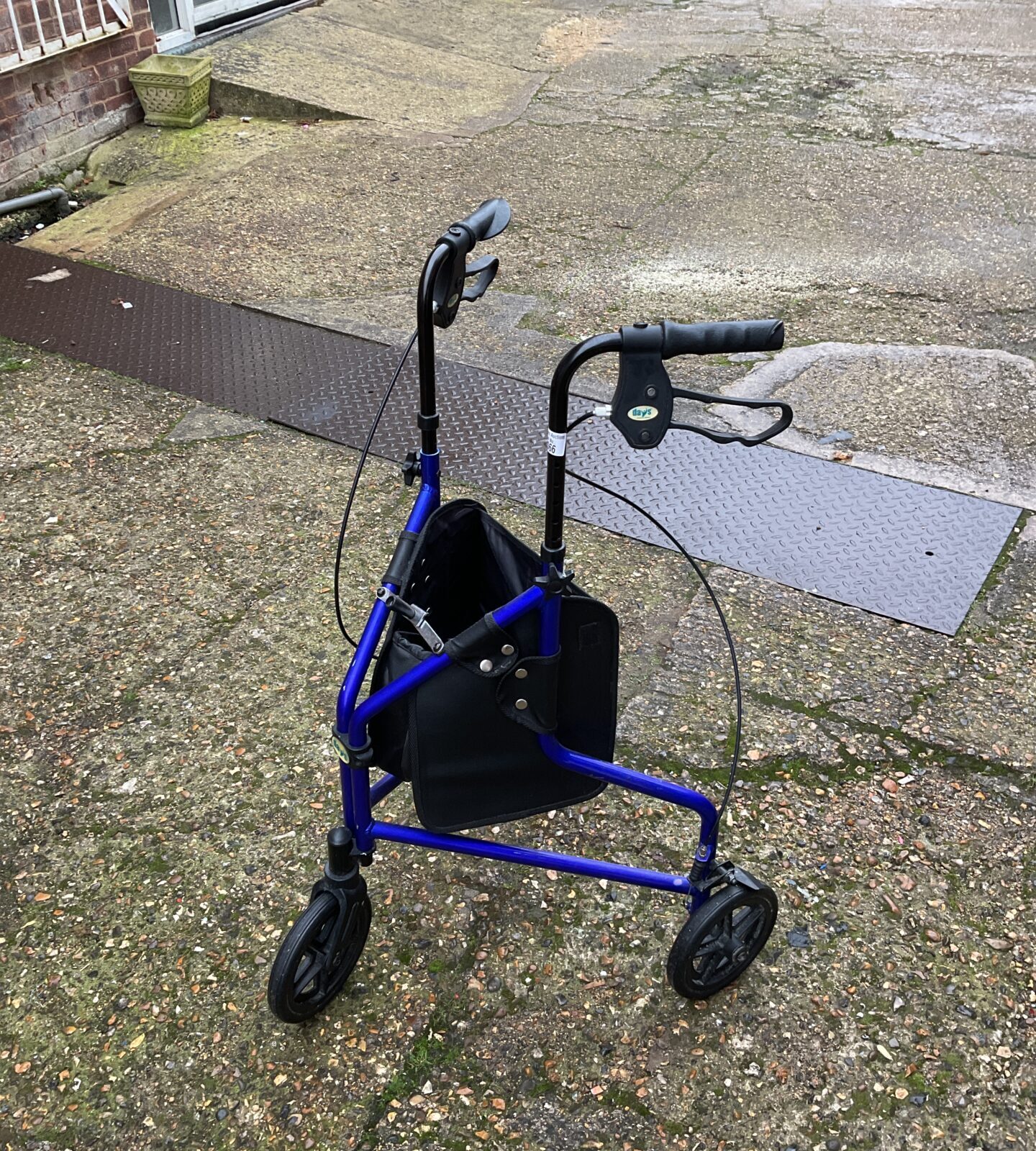 Days mobility walker