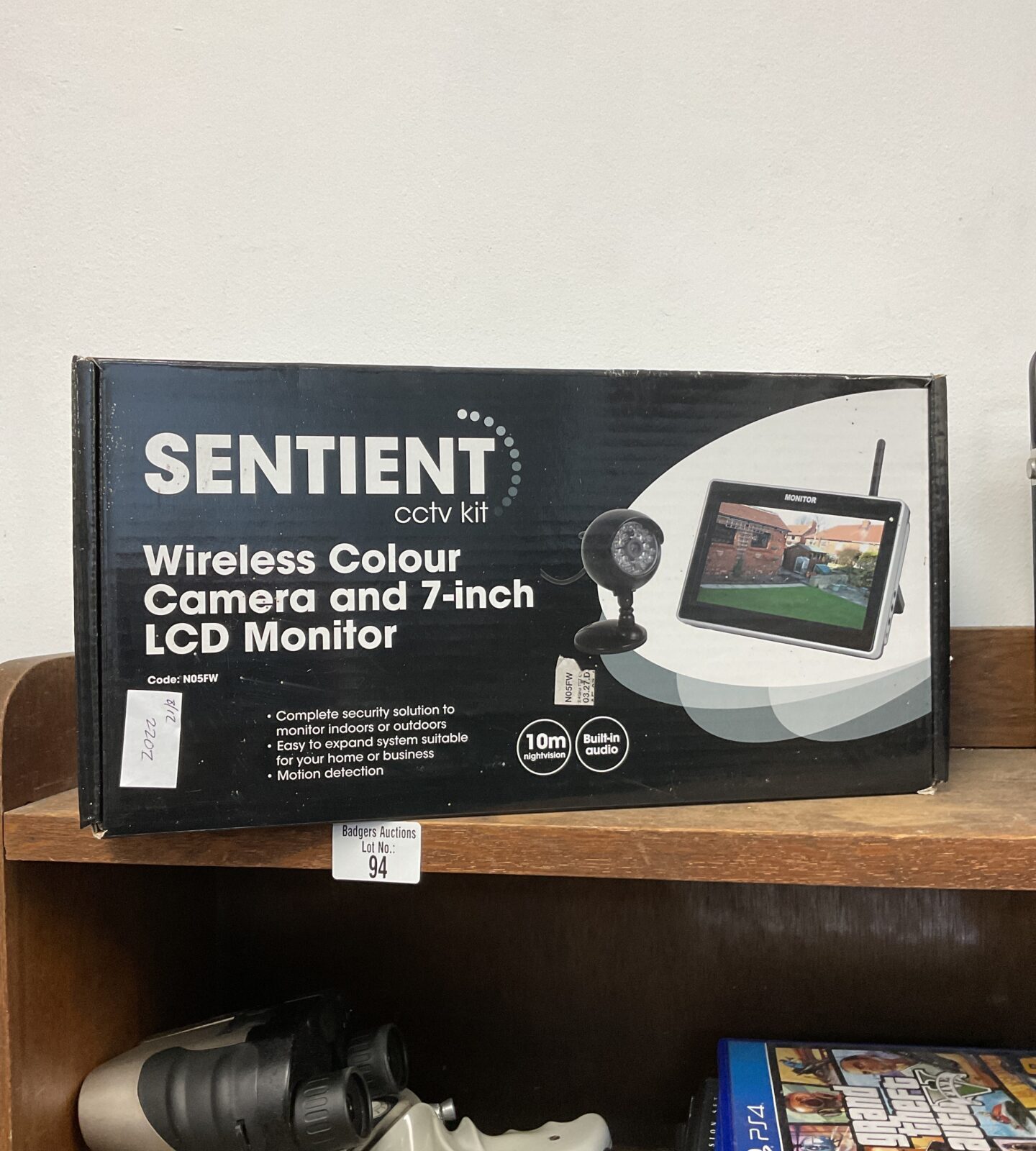 Sentient wireless colour camera & 7” cctv monitor