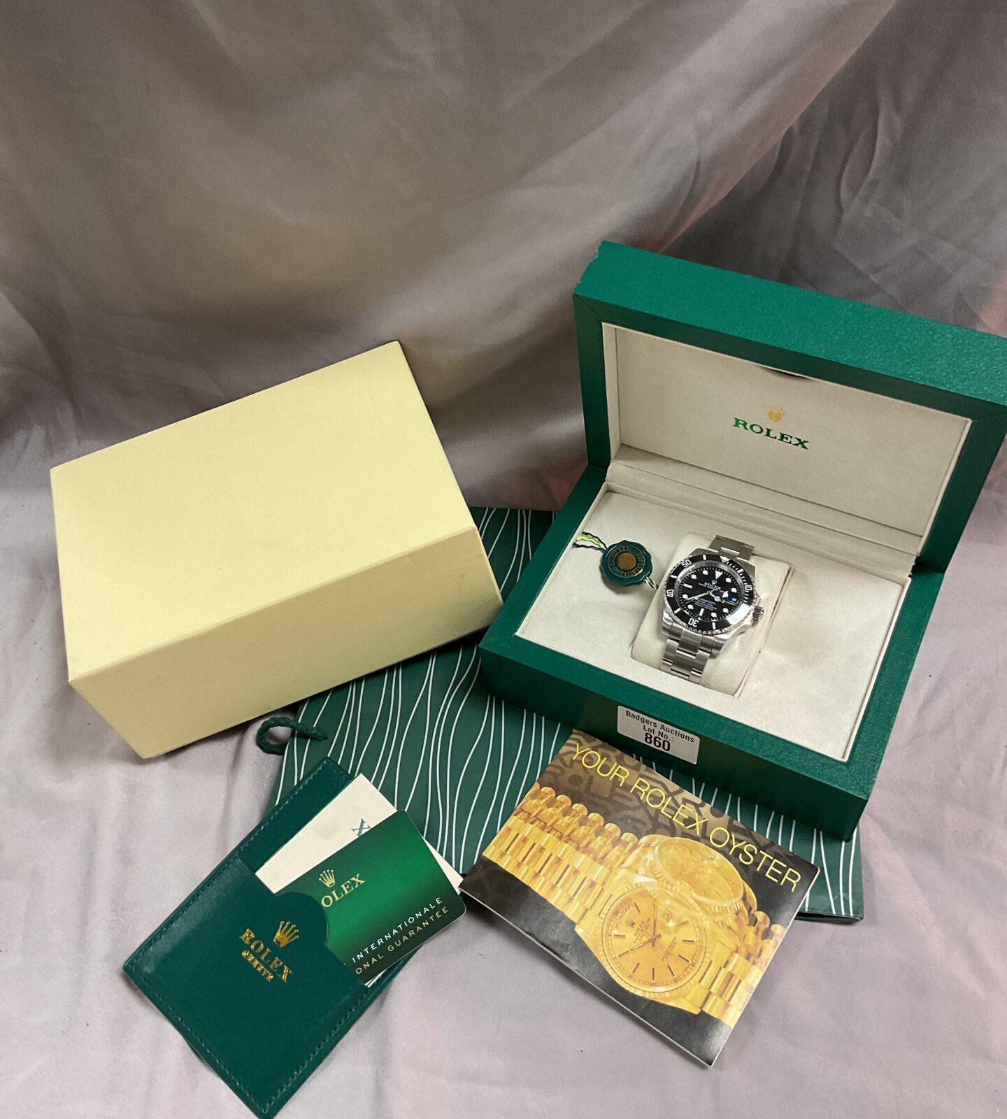 Rolex style submariner automatic wristwatch with box and papers - Image 2