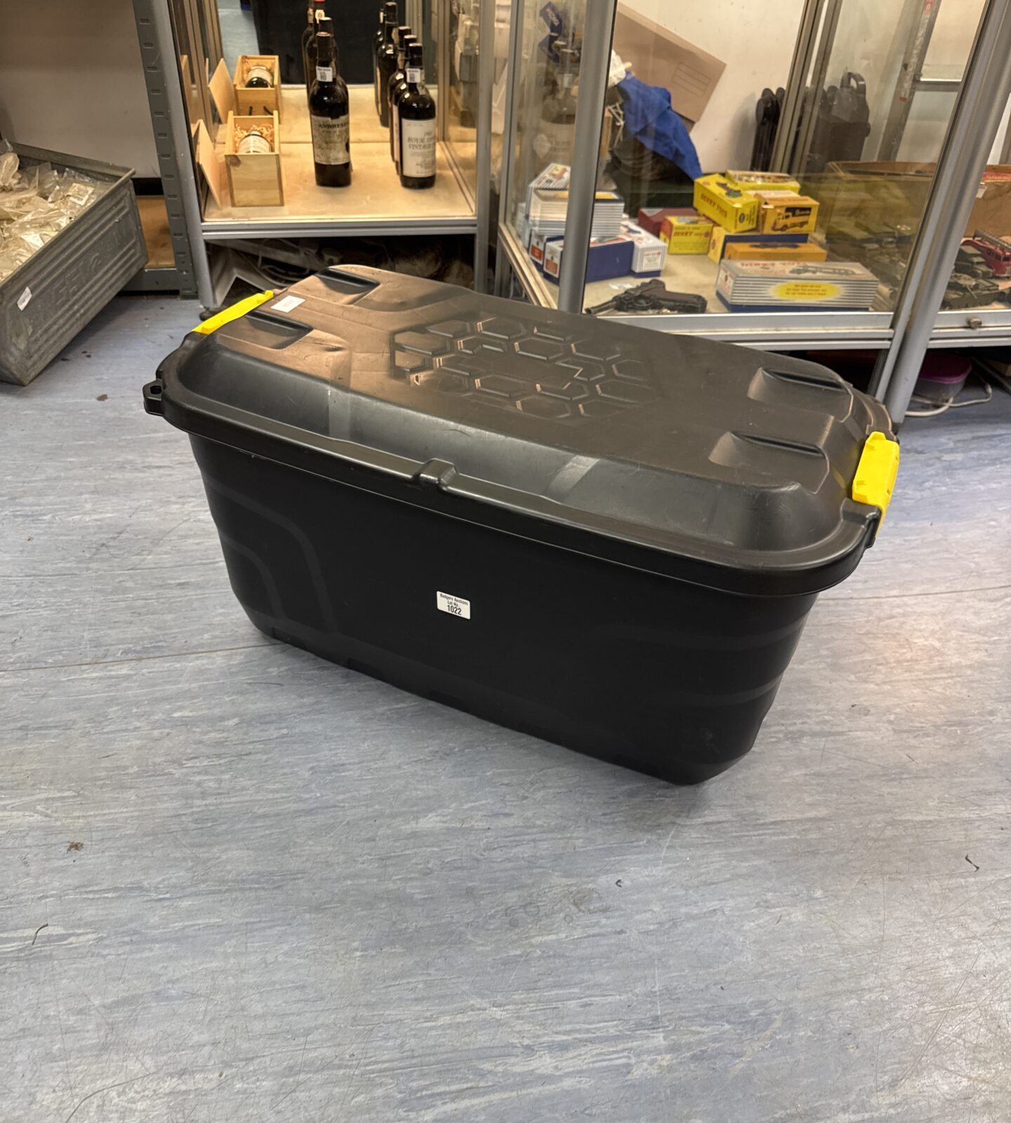 Large wheeled storage box with lid 31” length