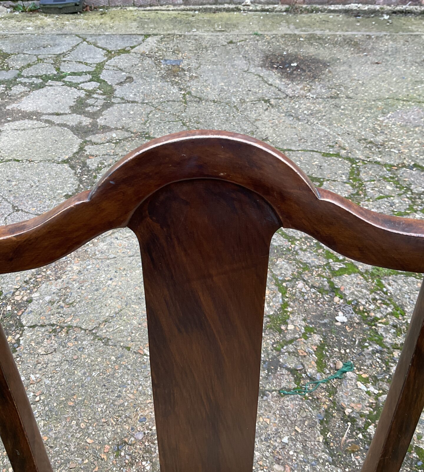 Antique Queen Anne style walnut chair - Image 2