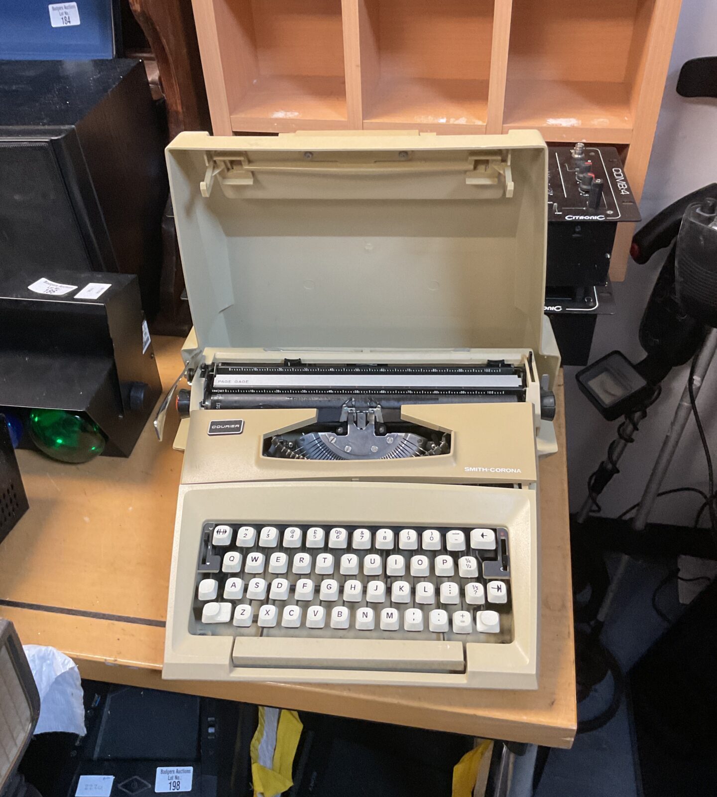 Smith corona courier typewriter