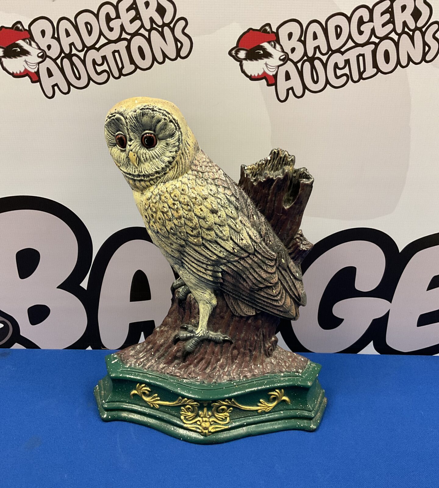 Cast iron owl doorstop