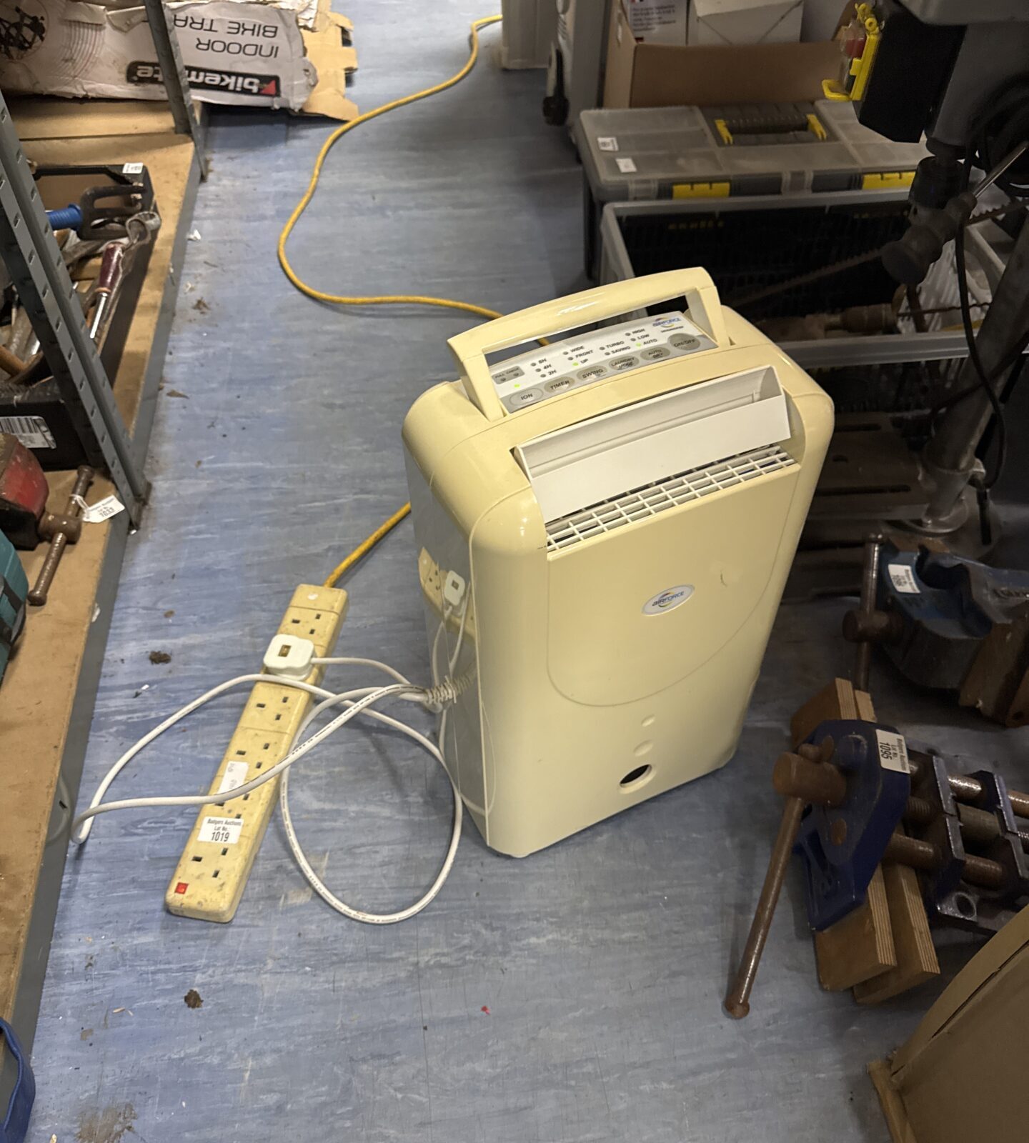 Air force portable dehumidifier - working