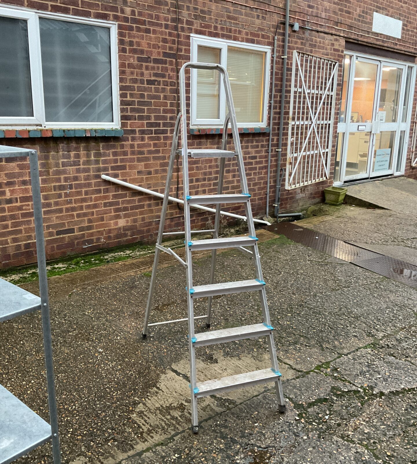 Beldray 6 run stepladder