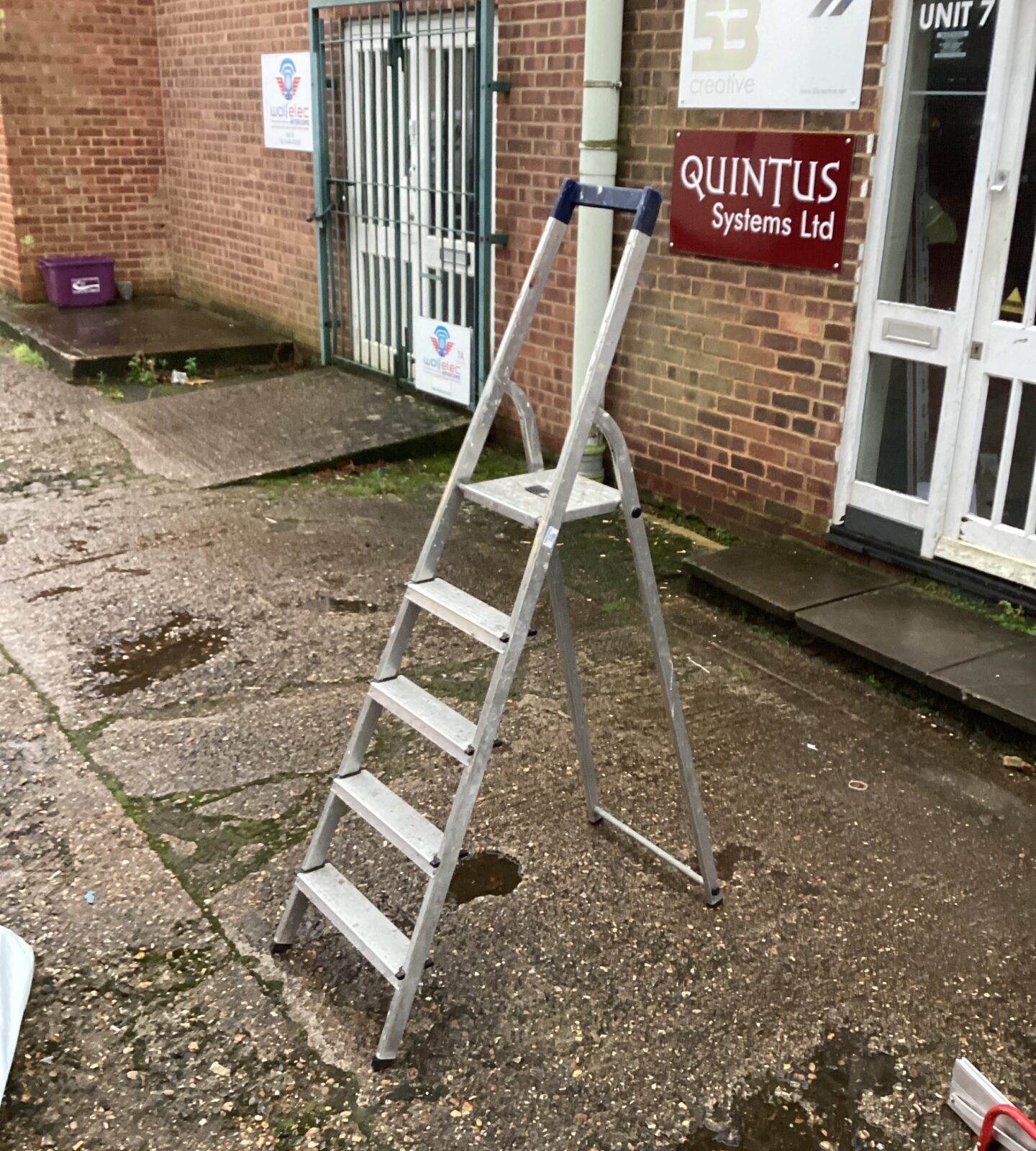 Aluminium Step ladder