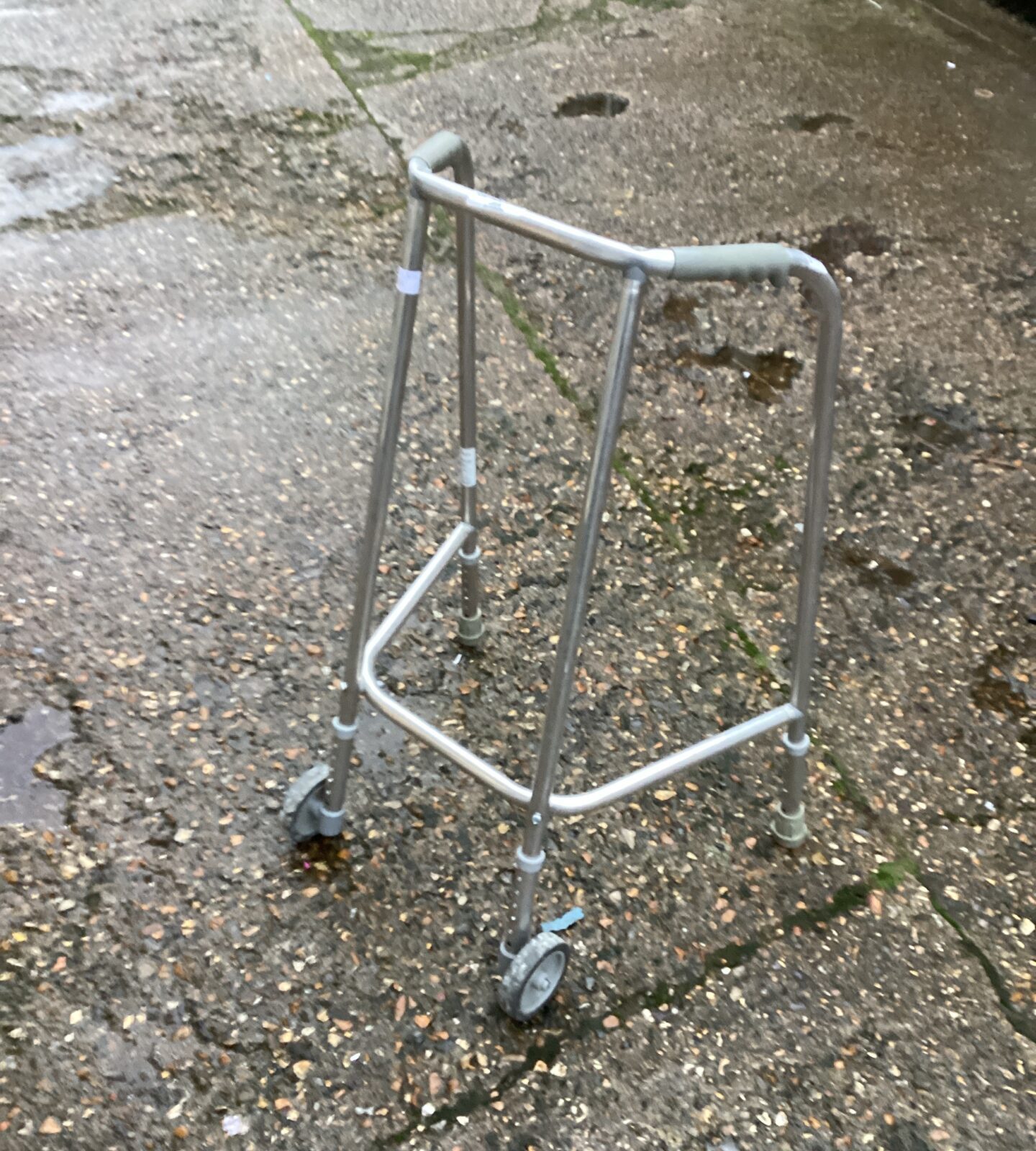 Zimmer frame