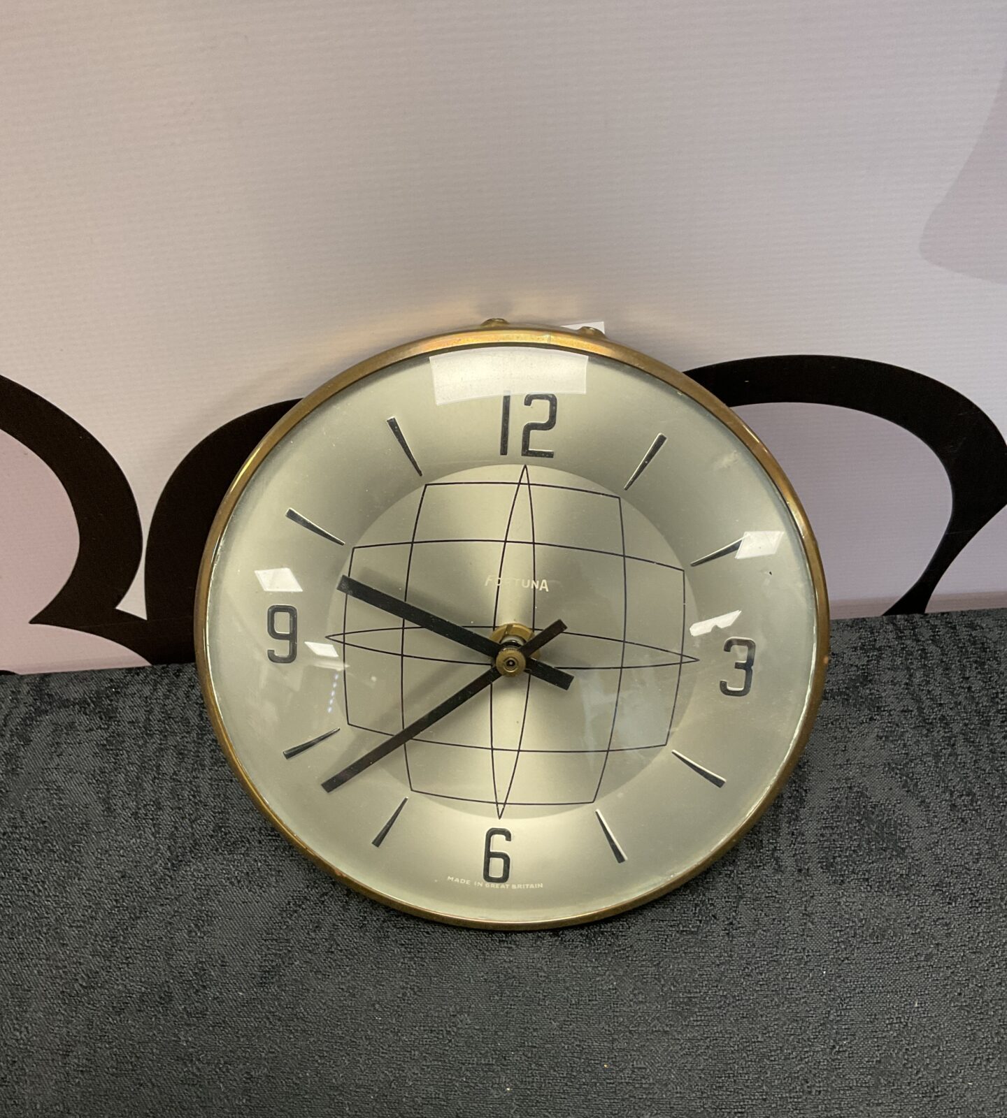 Vintage fortuna quartz wall clock