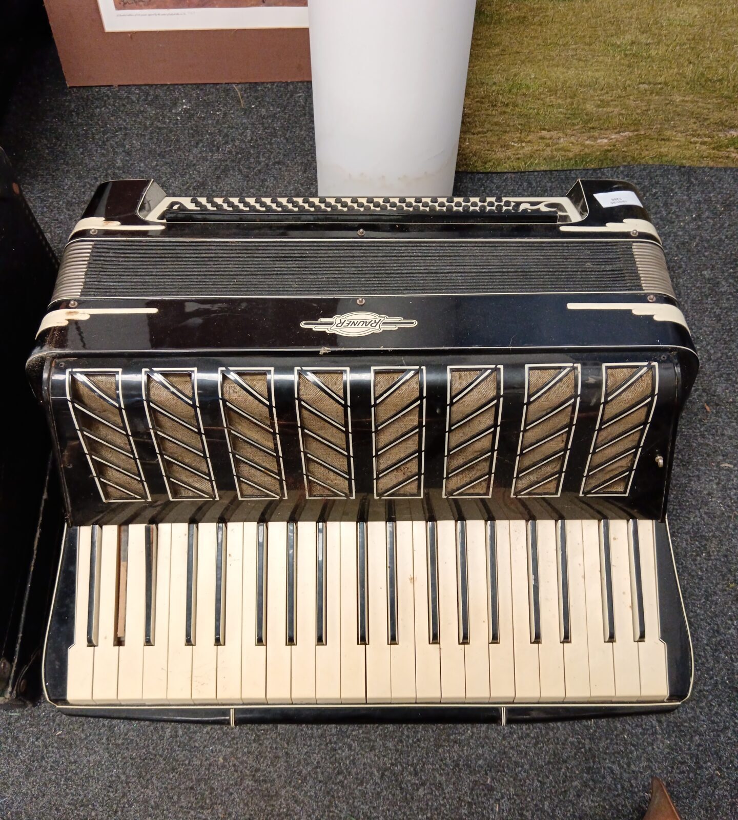 Vintage rauner accordion