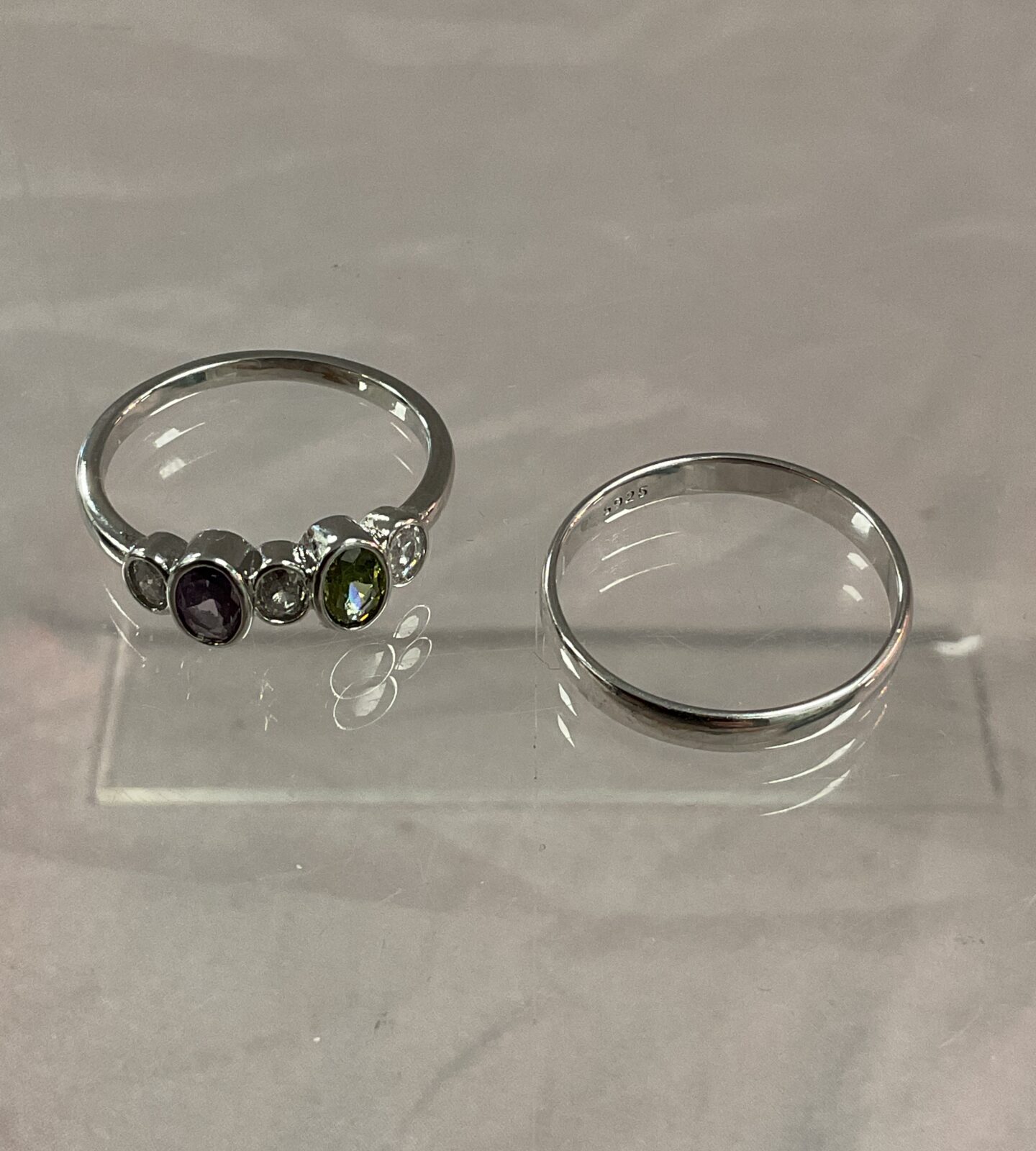 925 silver band ring size T and multi colour stone ring size T